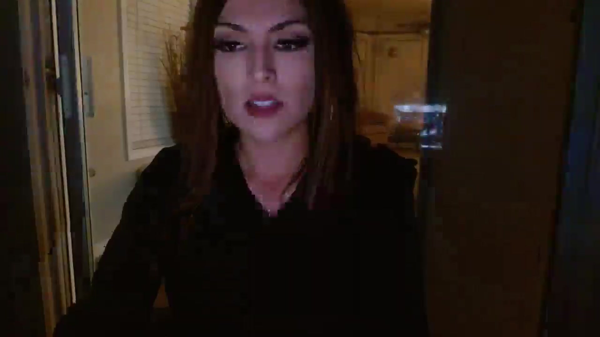 Gallery image thumbnail from Ciarra's myfreecams stream on, 10/01/2025, 04:42 image 11 of 20