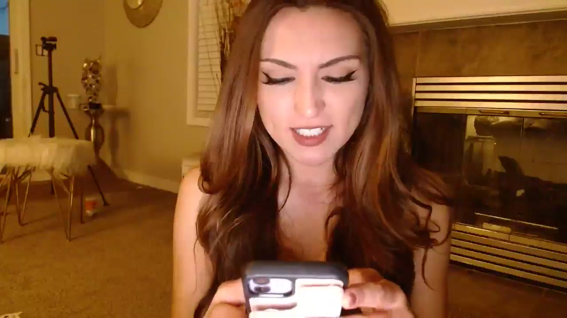 Gallery image thumbnail from Ciarra's myfreecams stream on, 03/07/2026, 02:54 image 13 of 20