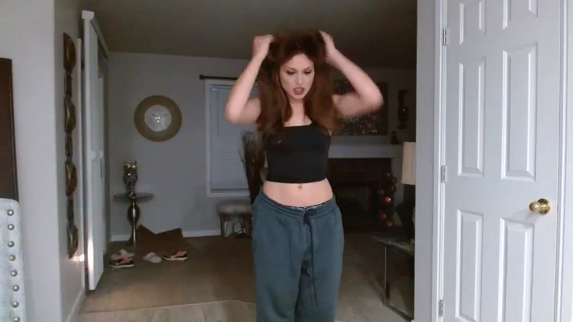 Gallery image thumbnail from Ciarra's myfreecams stream on, 04/03/2026, 03:08 image 18 of 20
