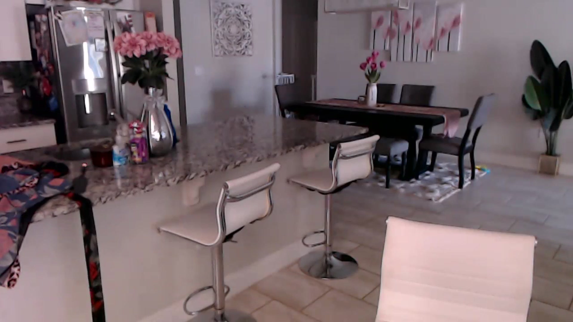 Gallery image thumbnail from CinderbellaXo's myfreecams stream on, 03/07/2024, 21:37 image 15 of 20
