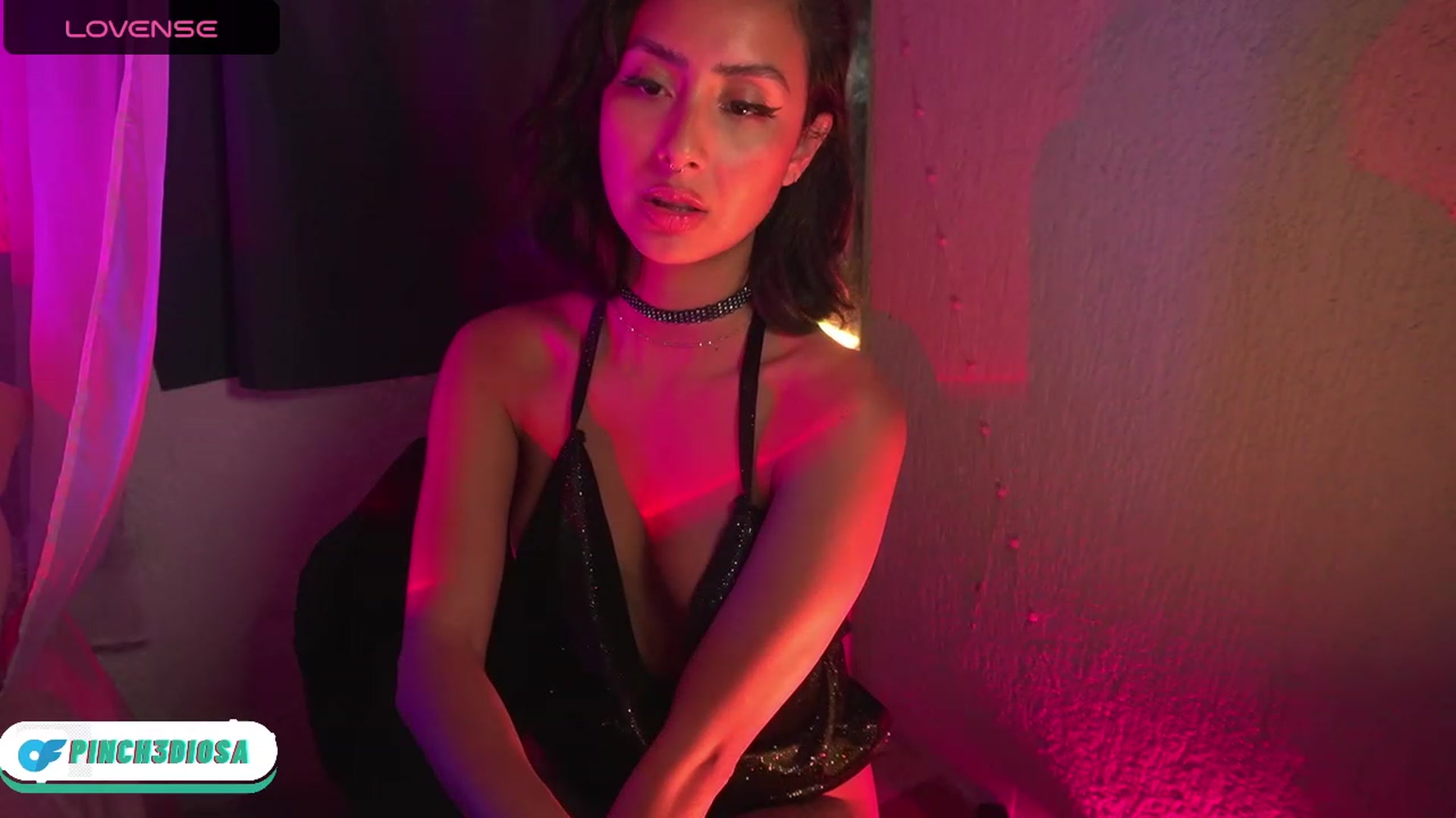 Gallery image thumbnail from Cinderella36's myfreecams stream on, 02/20/2024, 13:17 image 13 of 20