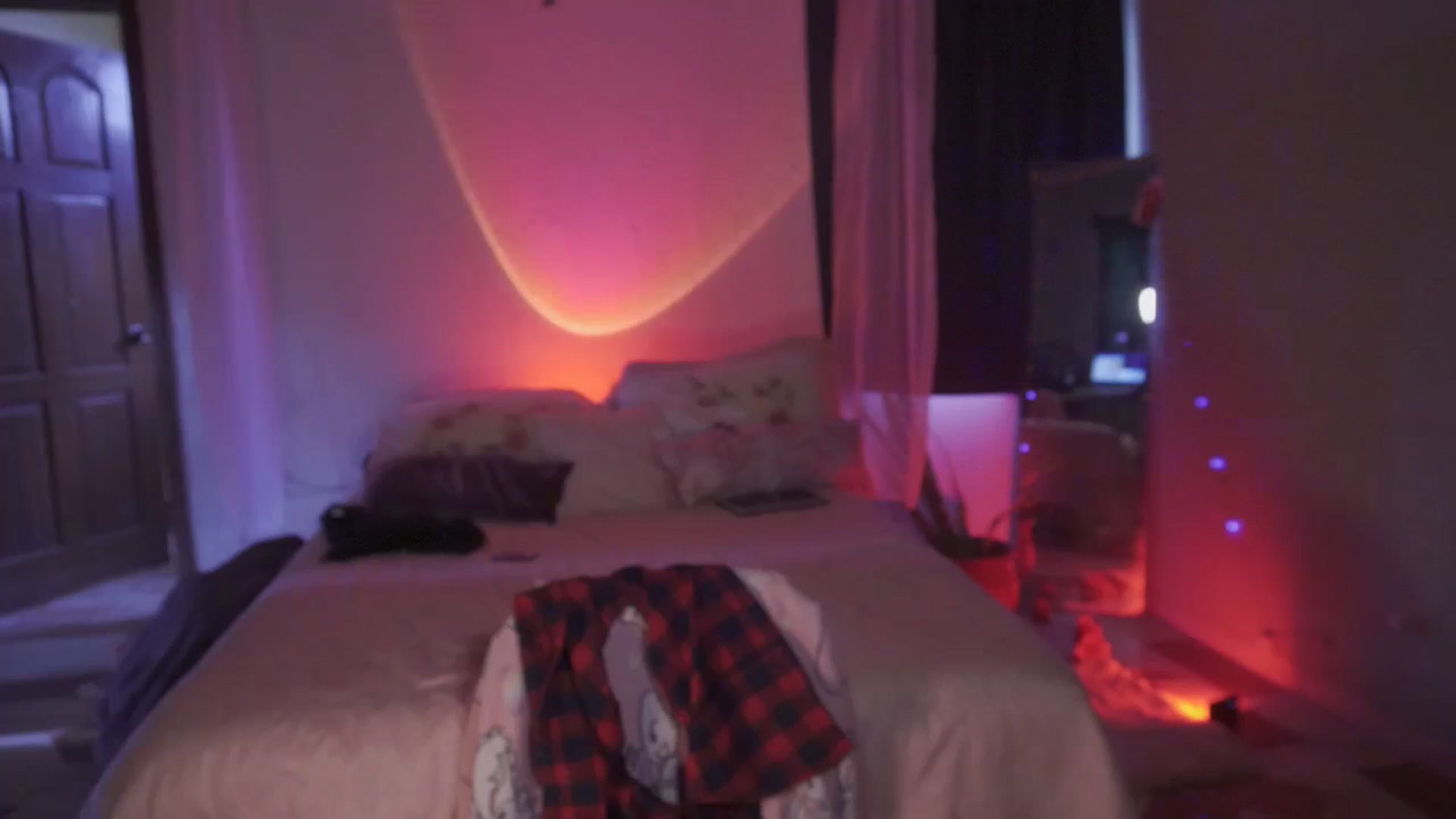 Gallery image thumbnail from Cinderella36's myfreecams stream on, 03/08/2024, 15:23 image 8 of 20