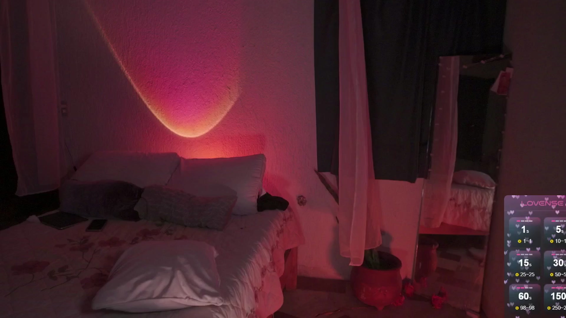 Gallery image thumbnail from Cinderella36's myfreecams stream on, 03/24/2024, 11:40 image 12 of 20