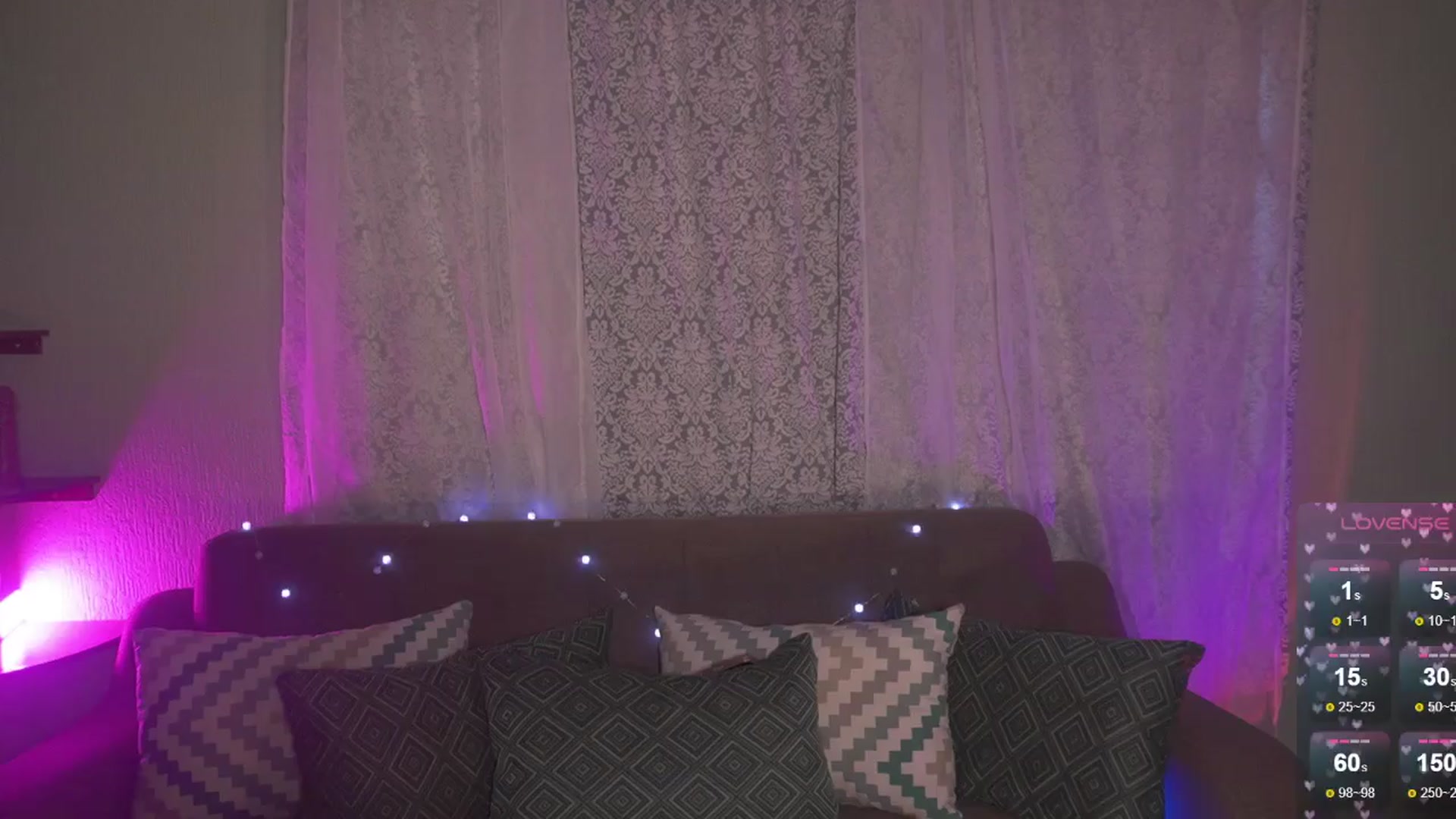 Gallery image thumbnail from Cinderella36's myfreecams stream on, 04/09/2024, 13:01 image 13 of 20