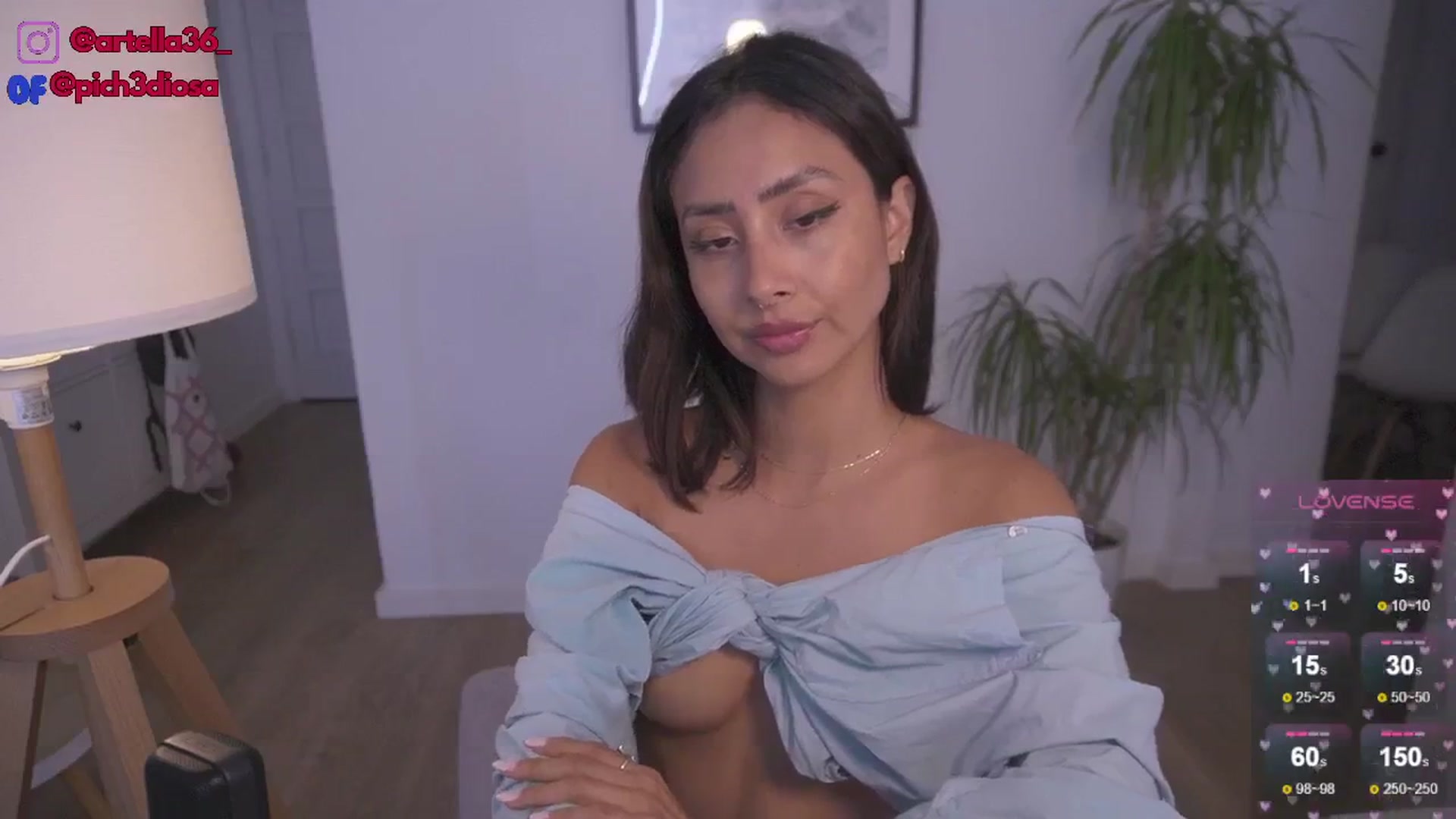 Gallery image thumbnail from Cinderella36's myfreecams stream on, 05/12/2024, 14:57 image 12 of 20
