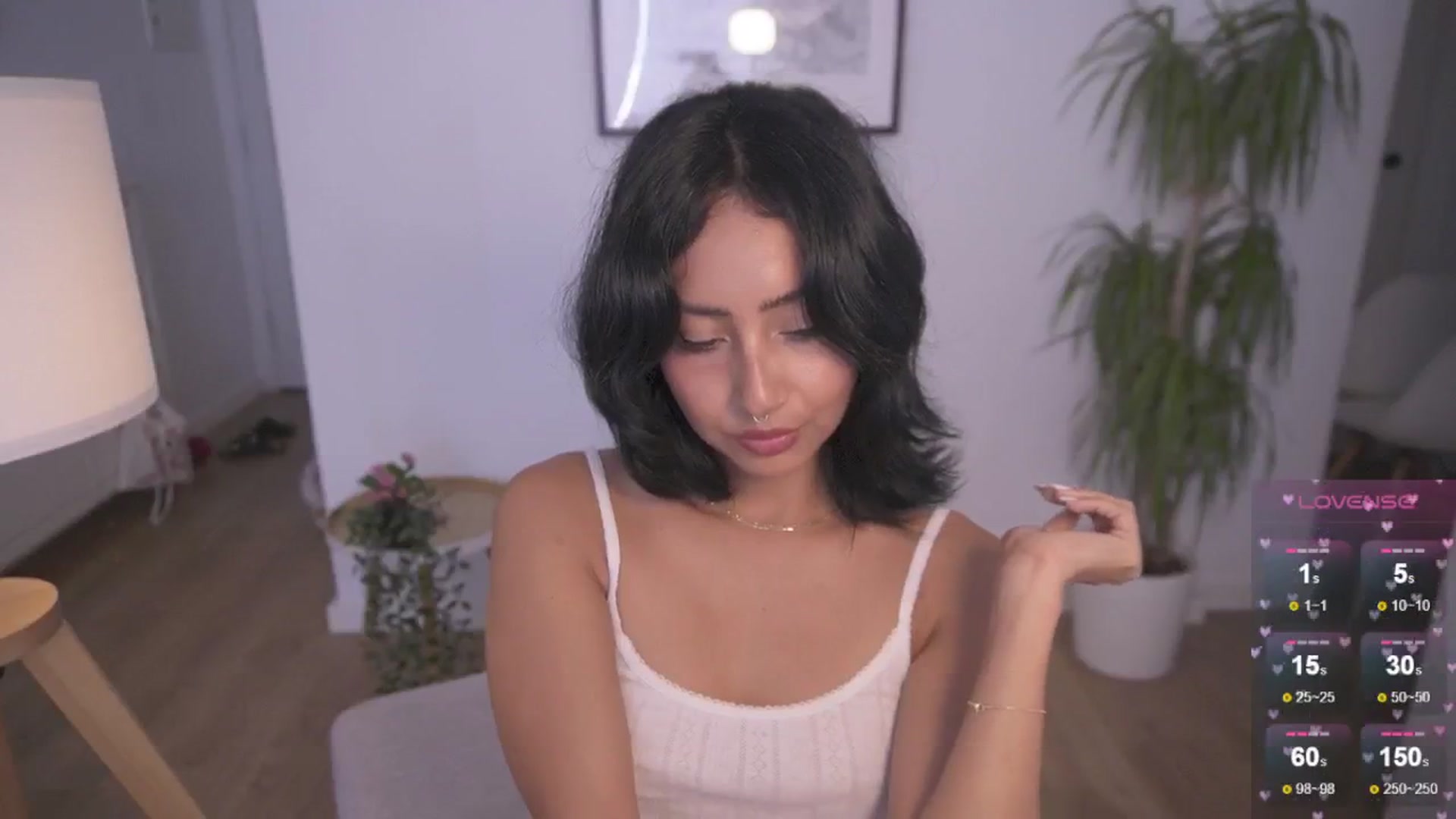 Gallery image thumbnail from Cinderella36's myfreecams stream on, 05/14/2024, 14:45 image 7 of 20