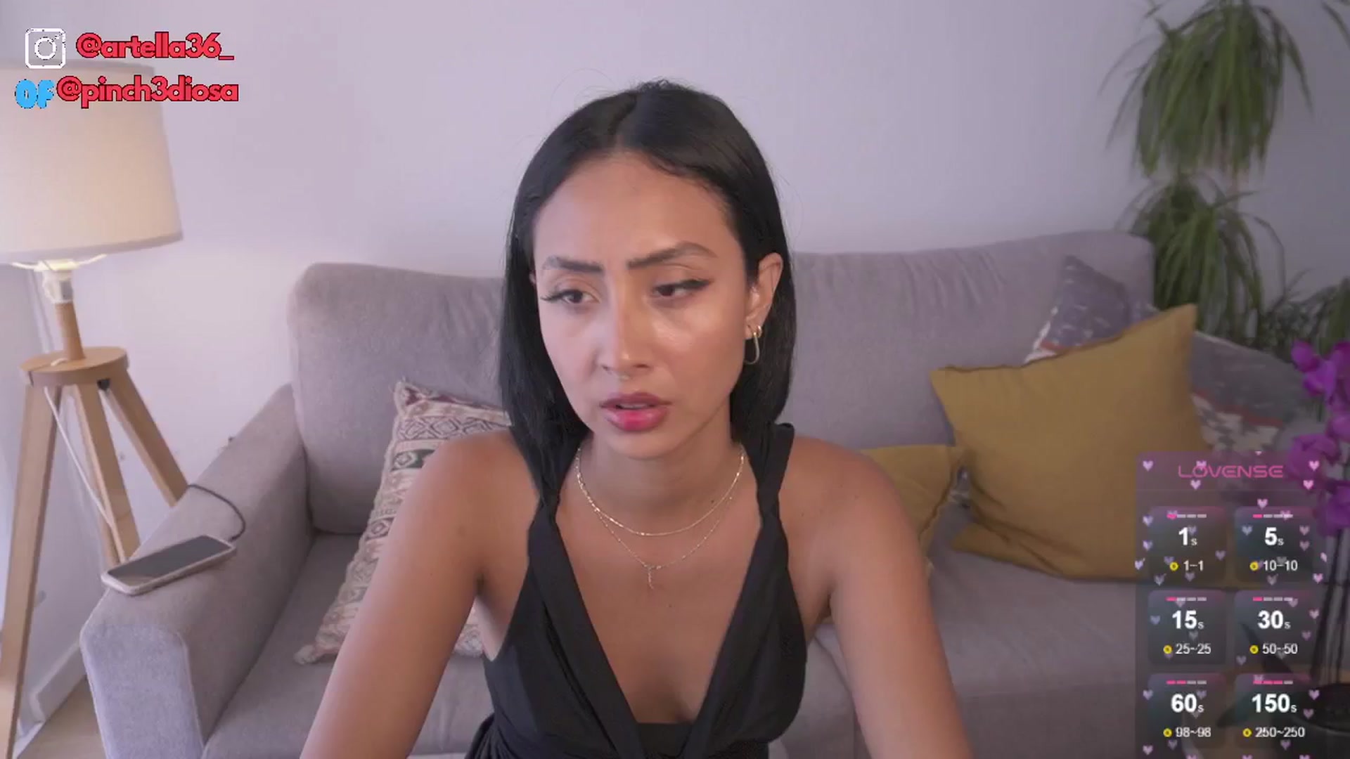 Gallery image thumbnail from Cinderella36's myfreecams stream on, 05/31/2024, 16:05 image 1 of 20