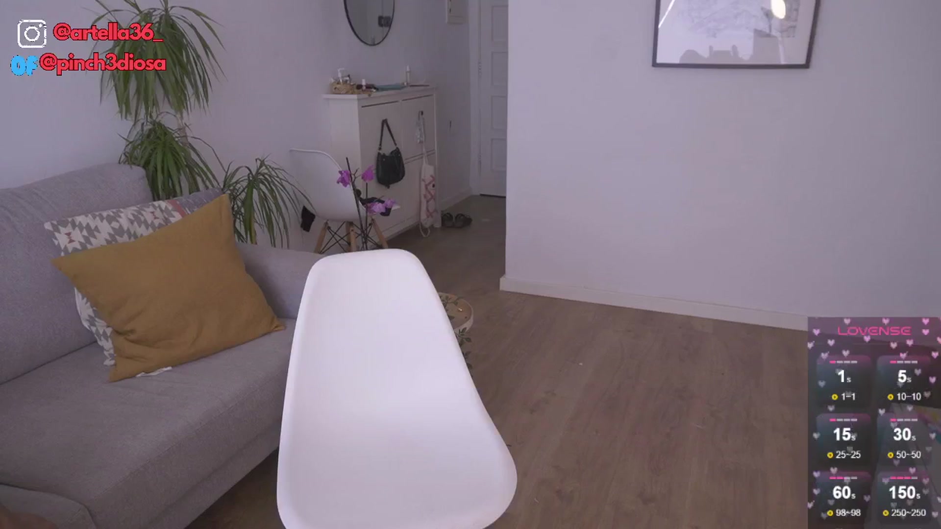 Gallery image thumbnail from Cinderella36's myfreecams stream on, 06/20/2024, 11:52 image 10 of 20
