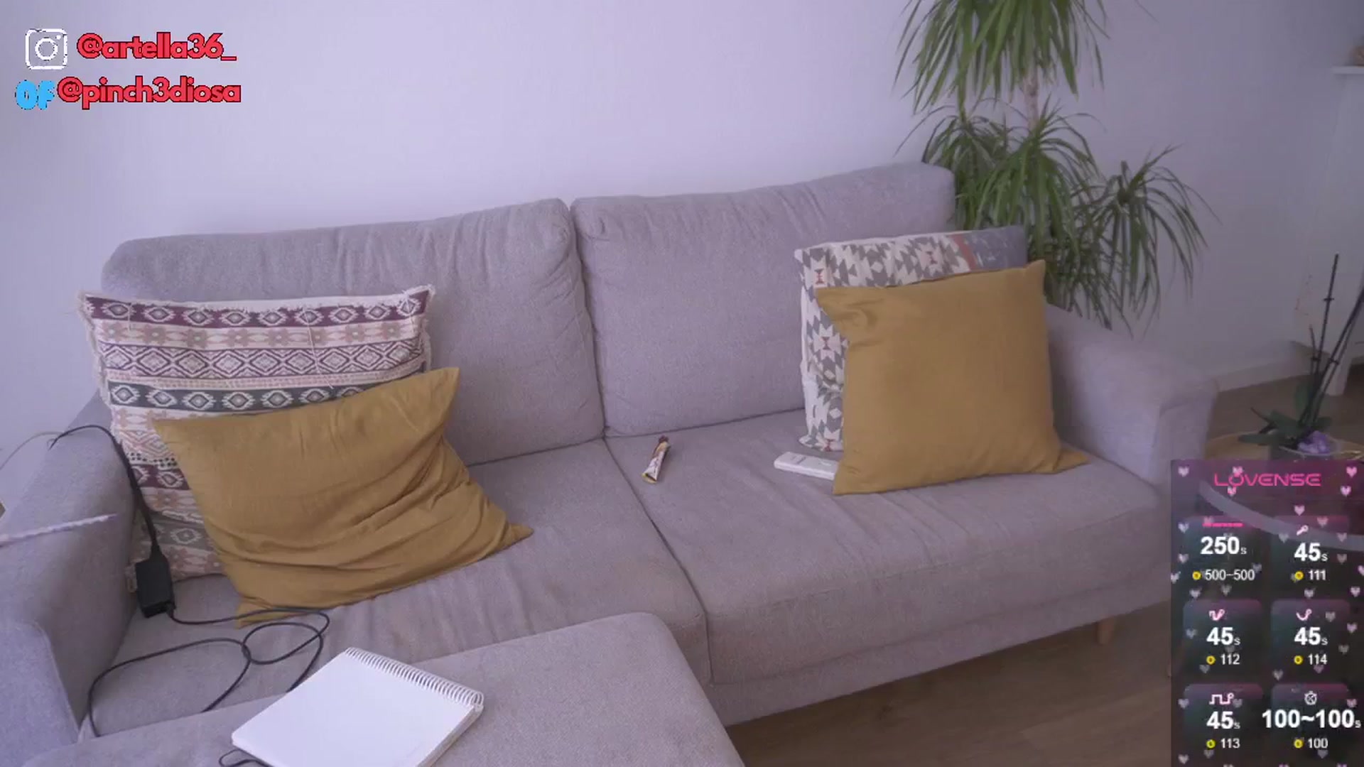 Gallery image thumbnail from Cinderella36's myfreecams stream on, 06/30/2024, 11:33 image 3 of 20