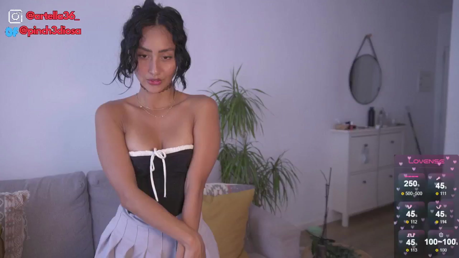 Gallery image thumbnail from Cinderella36's myfreecams stream on, 07/05/2024, 12:57 image 20 of 20
