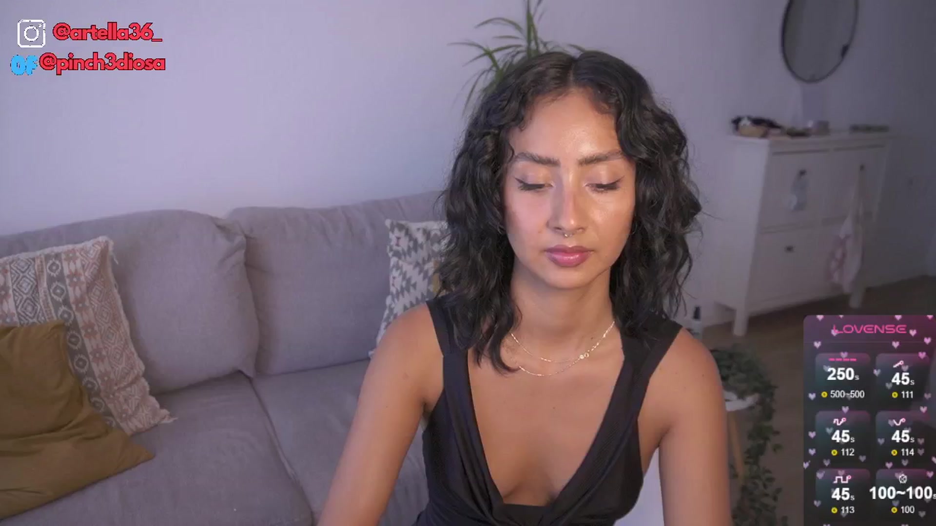 Gallery image thumbnail from Cinderella36's myfreecams stream on, 07/11/2024, 12:49 image 1 of 20