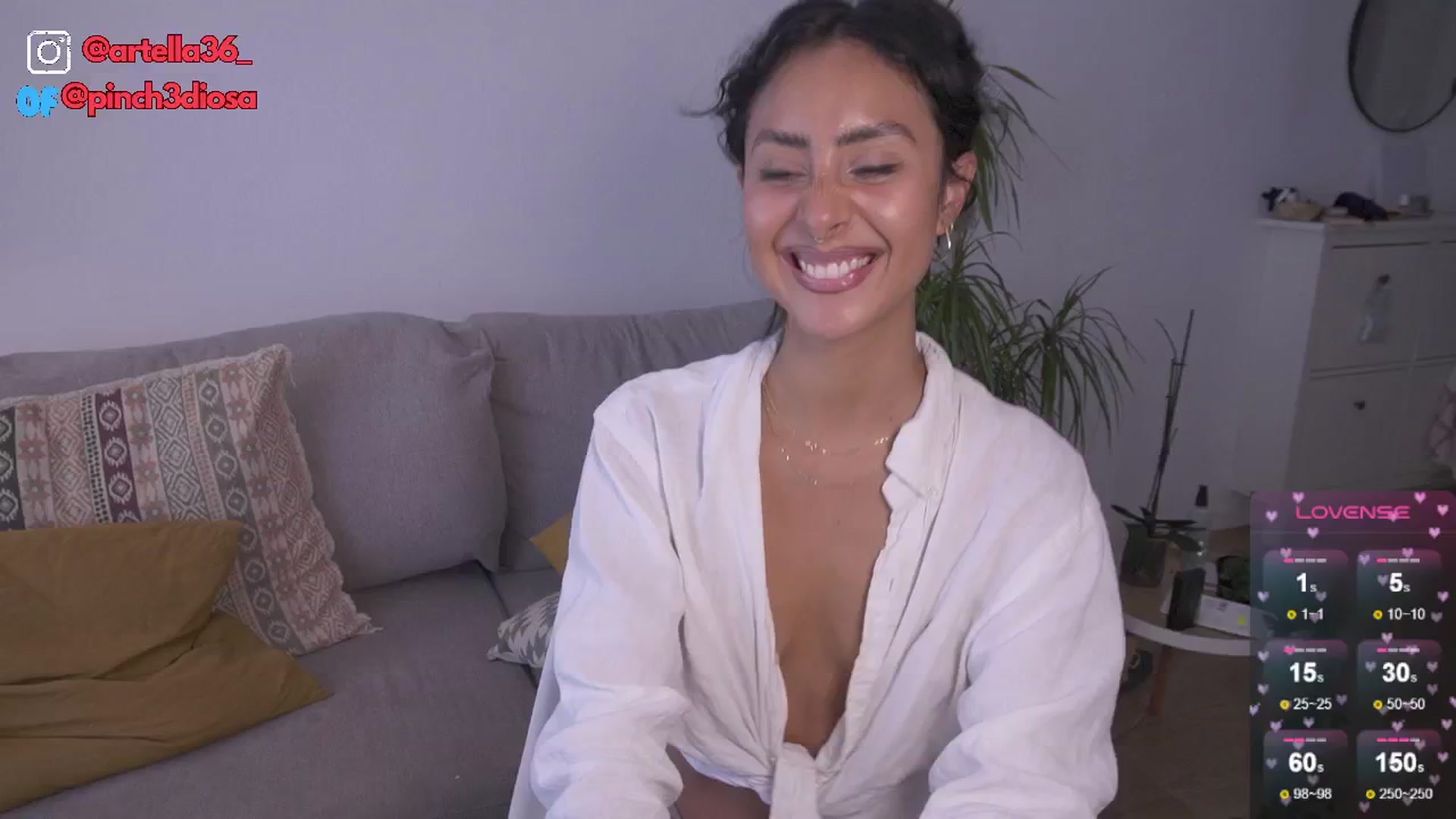 Gallery image thumbnail from Cinderella36's myfreecams stream on, 07/11/2024, 16:06 image 3 of 20