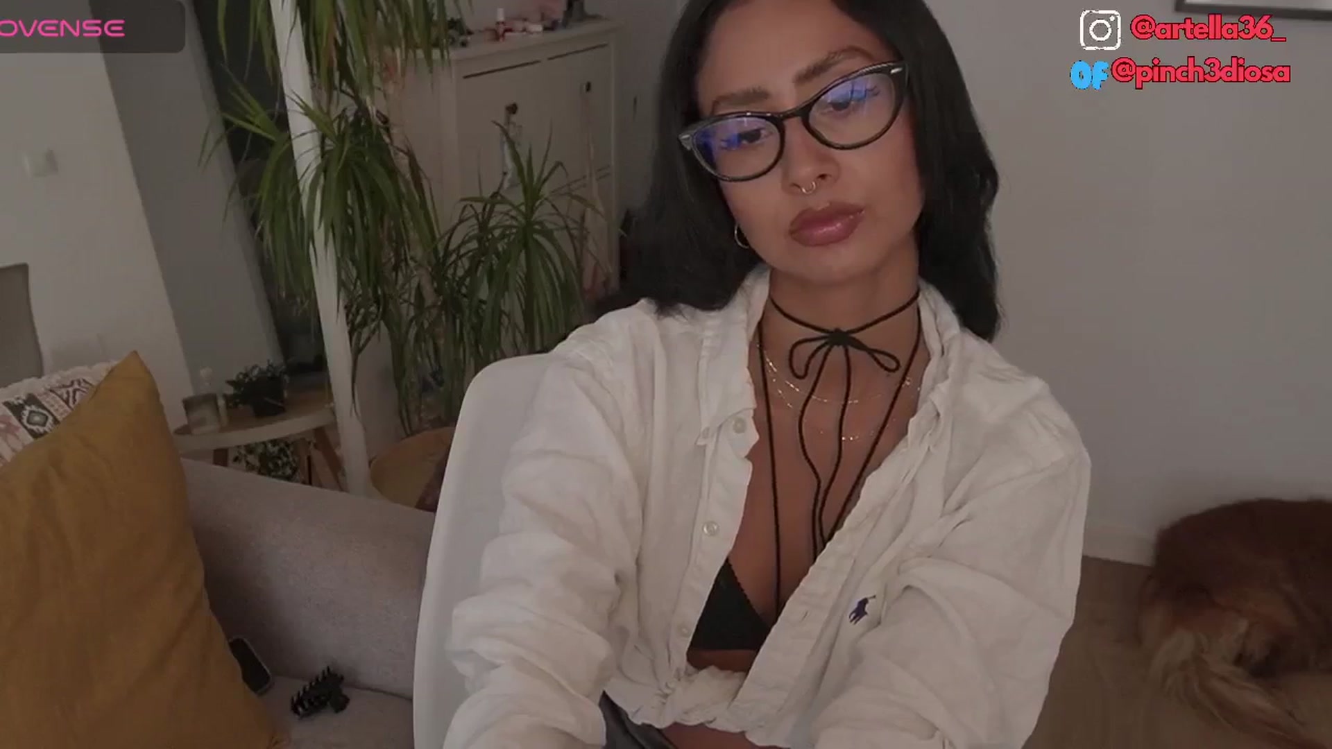 Gallery image thumbnail from Cinderella36's myfreecams stream on, 08/15/2024, 11:17 image 5 of 20