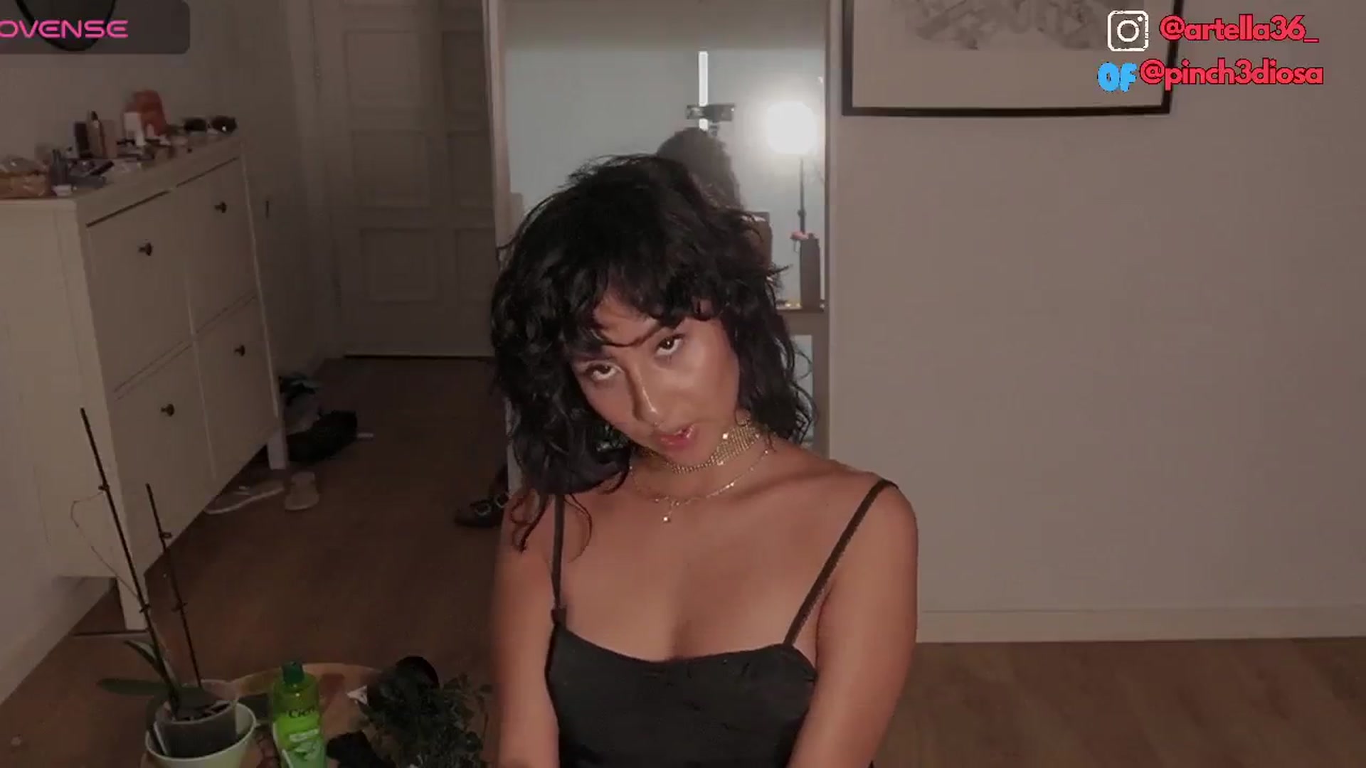 Gallery image thumbnail from Cinderella36's myfreecams stream on, 09/04/2024, 12:30 image 6 of 20