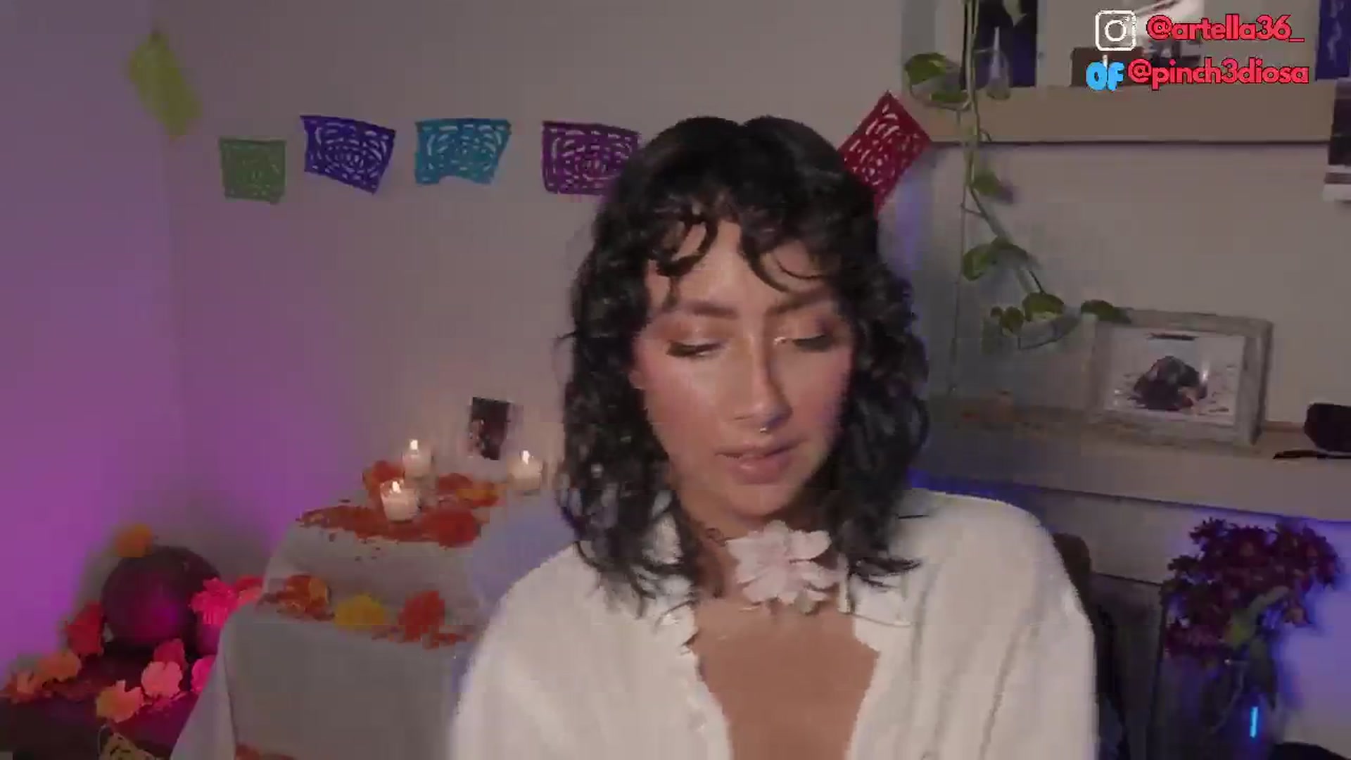 Gallery image thumbnail from Cinderella36's myfreecams stream on, 10/25/2024, 13:24 image 11 of 20
