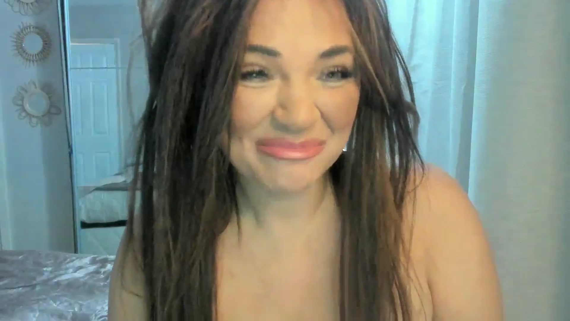 Gallery image thumbnail from Cindi_blue's myfreecams stream on, 10/25/2025, 20:39 image 17 of 20