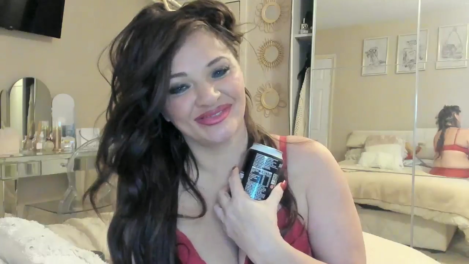 Gallery image thumbnail from Cindi_blue's myfreecams stream on, 12/31/2025, 23:56 image 13 of 20