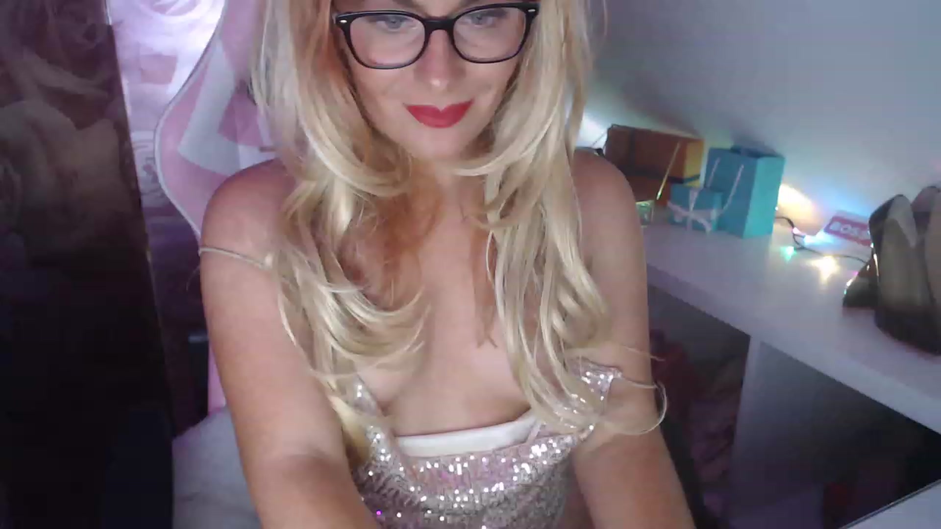 Gallery image thumbnail from CindyDolly's myfreecams stream on, 12/26/2022, 20:18 image 20 of 20