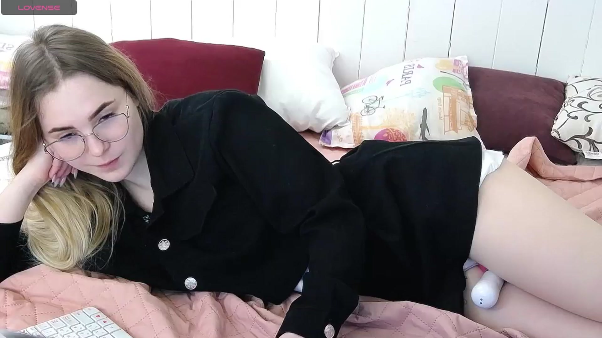 Gallery image thumbnail from CindyWood's myfreecams stream on, 02/15/2024, 11:18 image 3 of 20