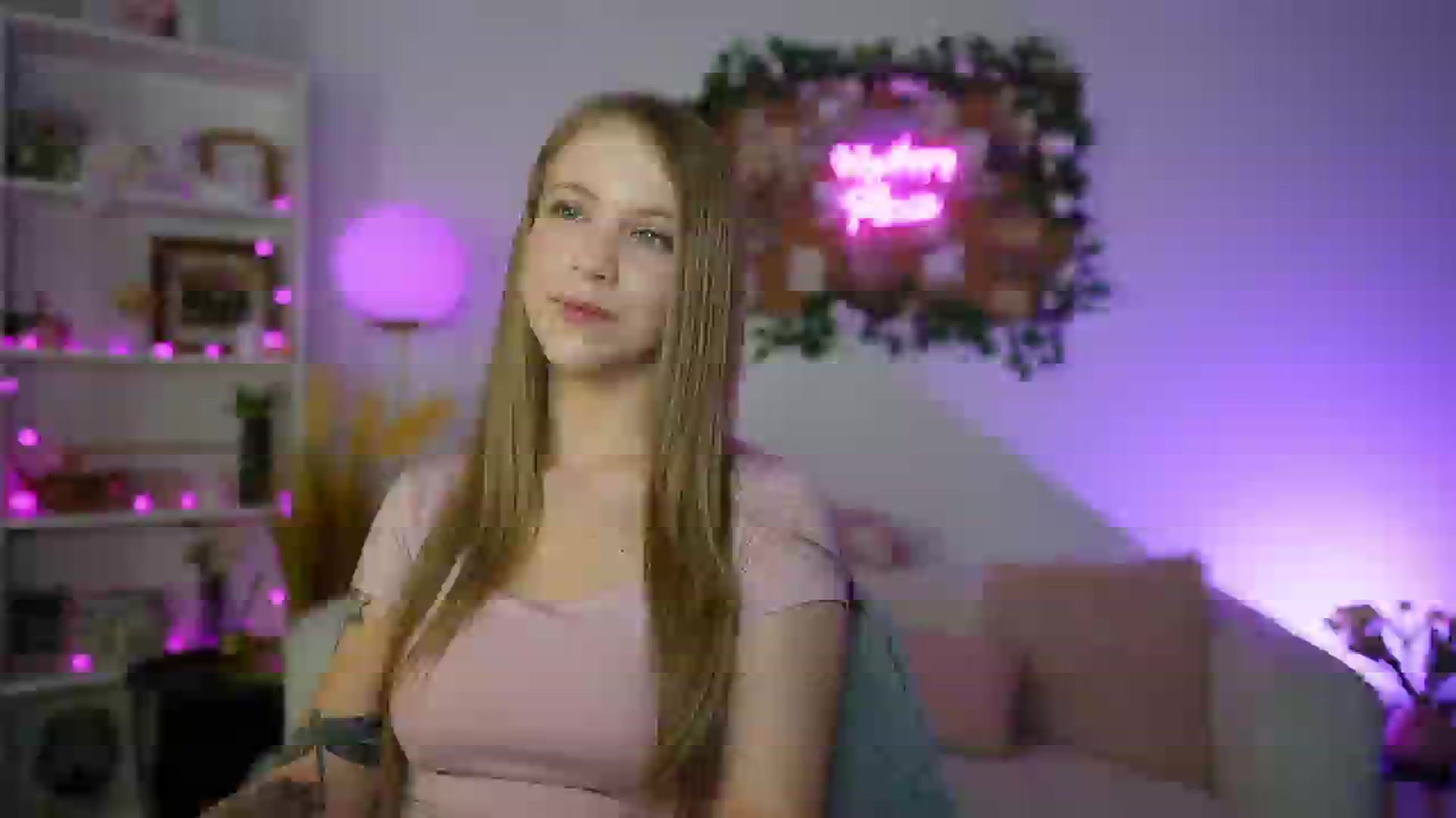 Gallery image thumbnail from Cindy_Grey's myfreecams stream on, 08/10/2025, 22:55 image 17 of 20