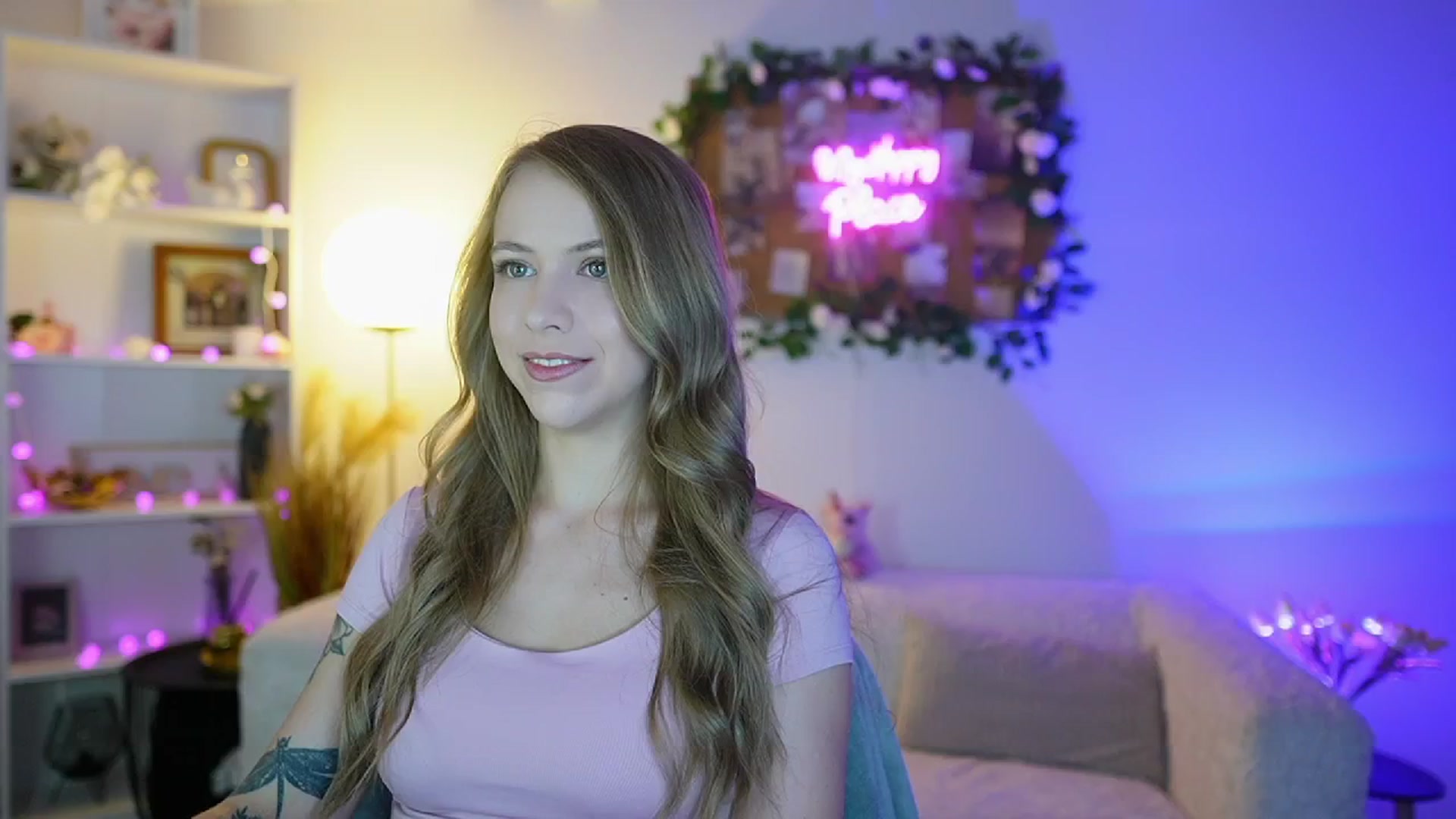 Gallery image thumbnail from Cindy_Grey's myfreecams stream on, 09/02/2025, 19:26 image 5 of 20