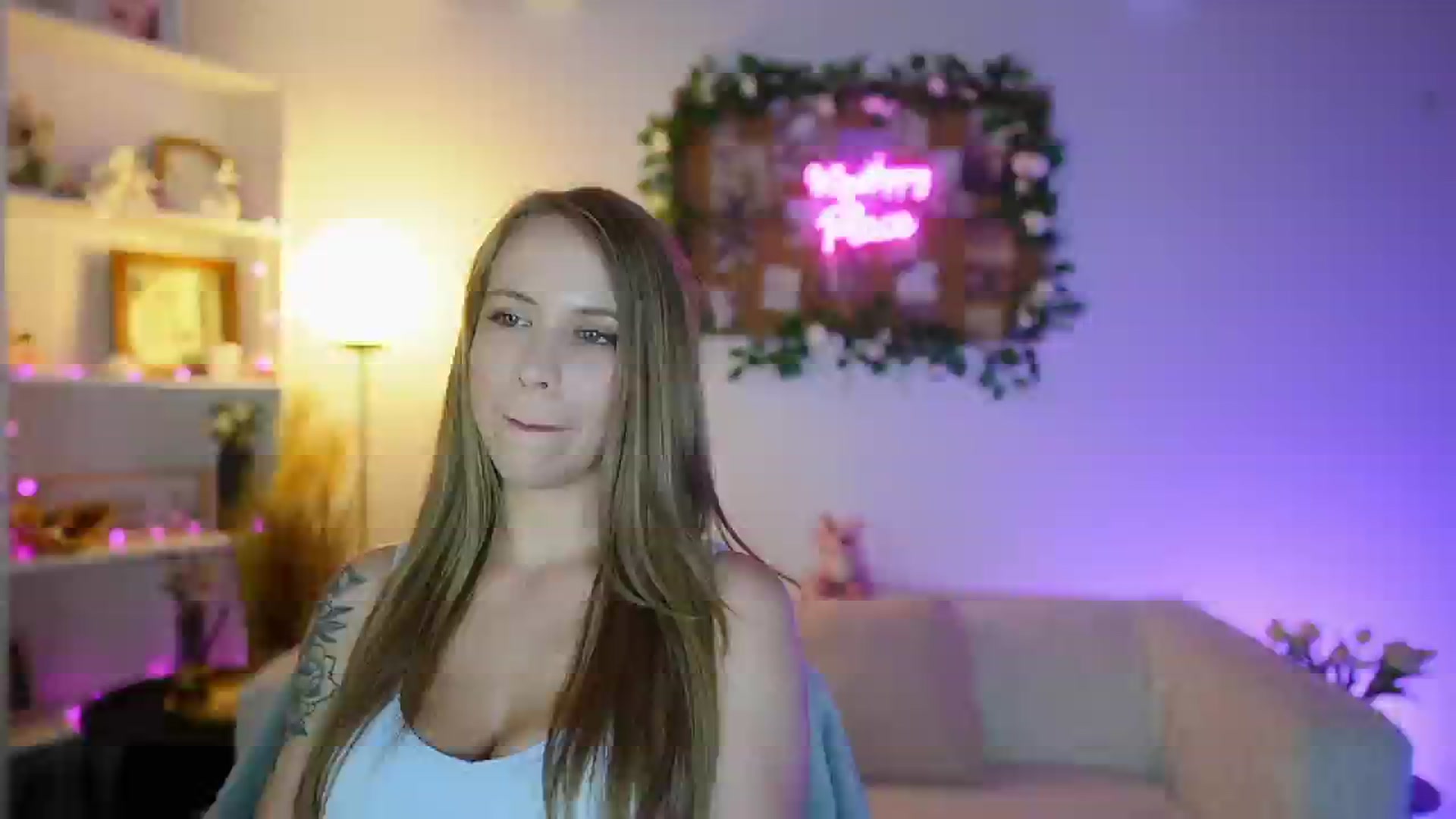 Gallery image thumbnail from Cindy_Grey's myfreecams stream on, 09/07/2025, 22:31 image 5 of 20