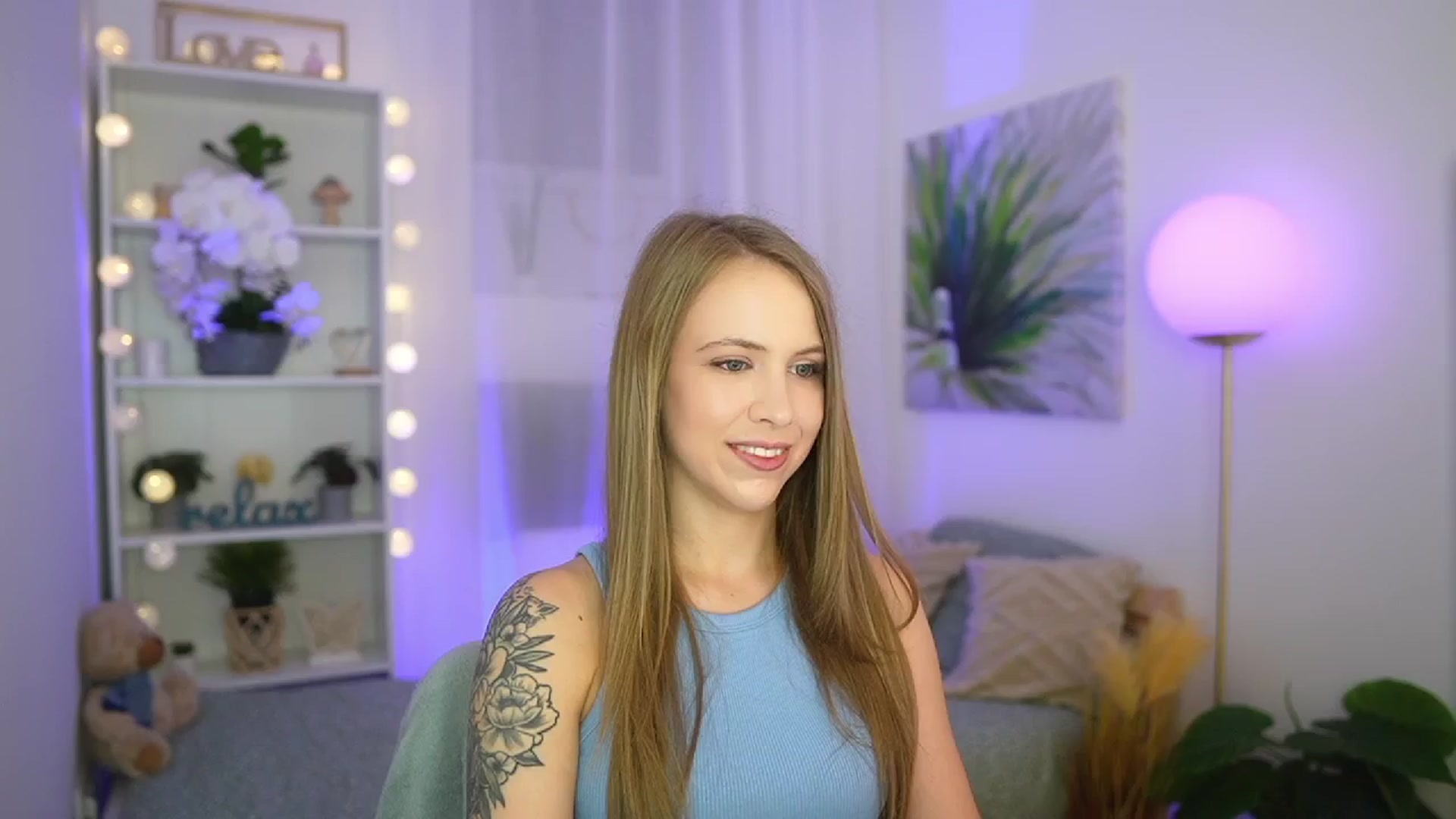 Gallery image thumbnail from Cindy_Grey's myfreecams stream on, 09/11/2025, 20:33 image 9 of 20