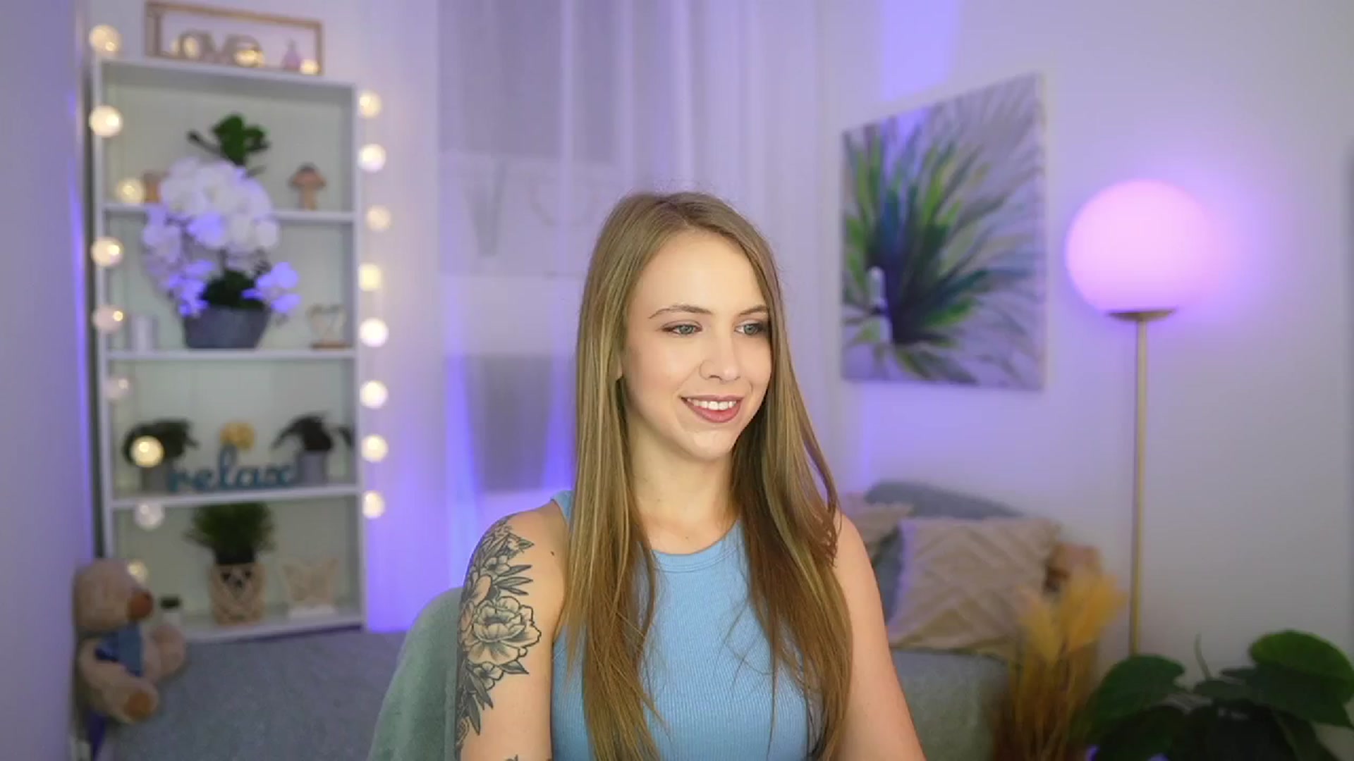 Gallery image thumbnail from Cindy_Grey's myfreecams stream on, 09/11/2025, 20:33 image 5 of 20