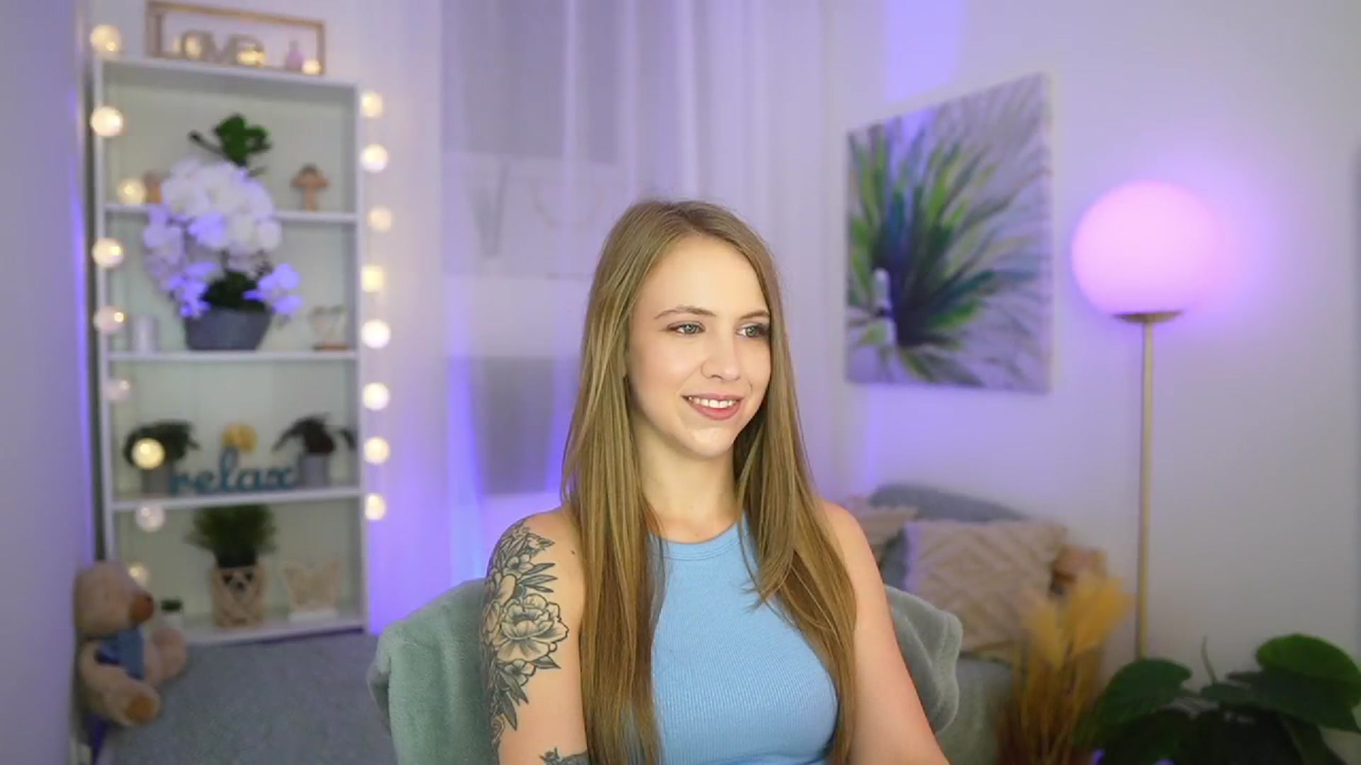 Gallery image thumbnail from Cindy_Grey's myfreecams stream on, 09/11/2025, 23:16 image 4 of 20