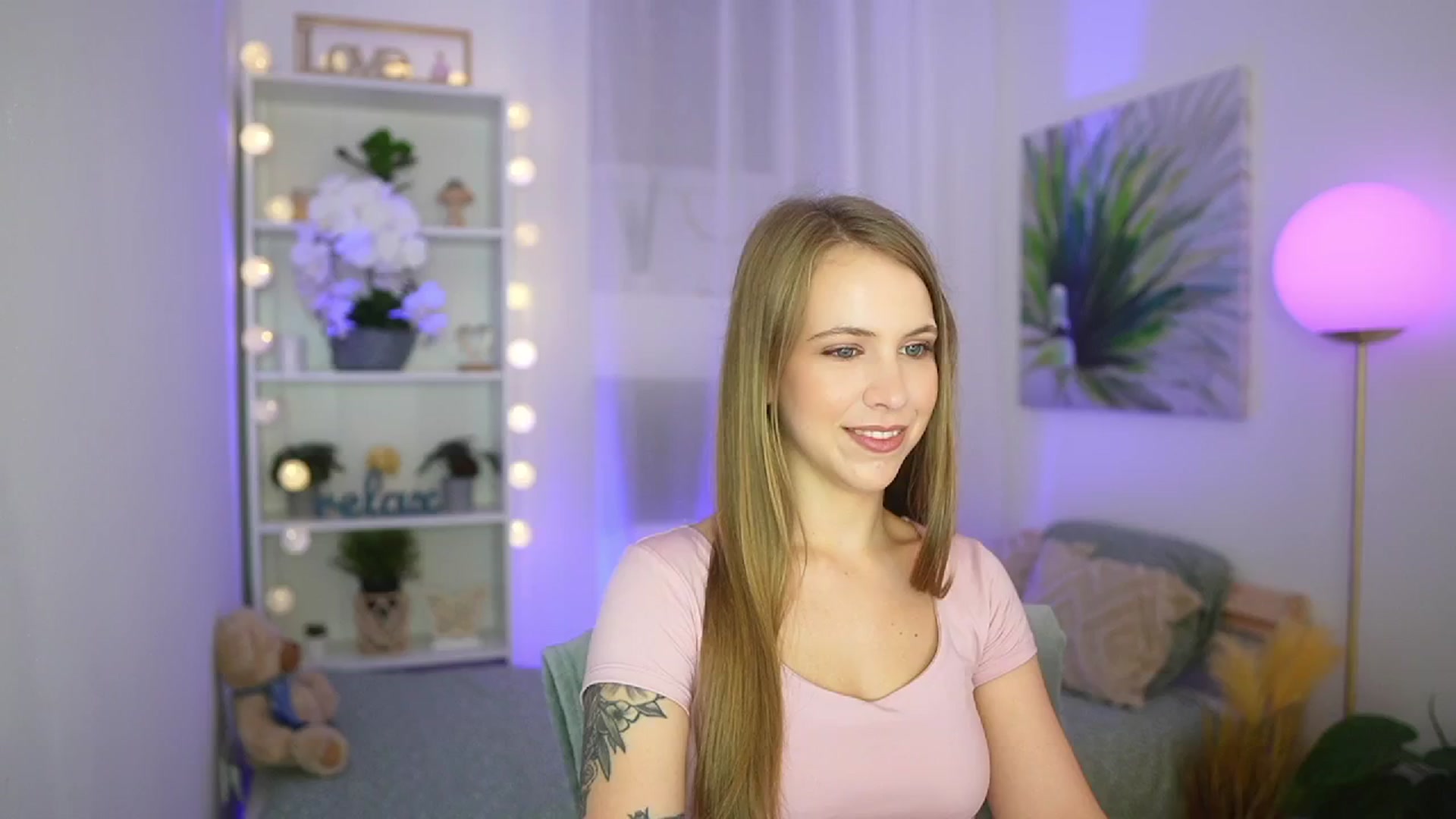 Gallery image thumbnail from Cindy_Grey's myfreecams stream on, 09/13/2025, 20:57 image 10 of 20