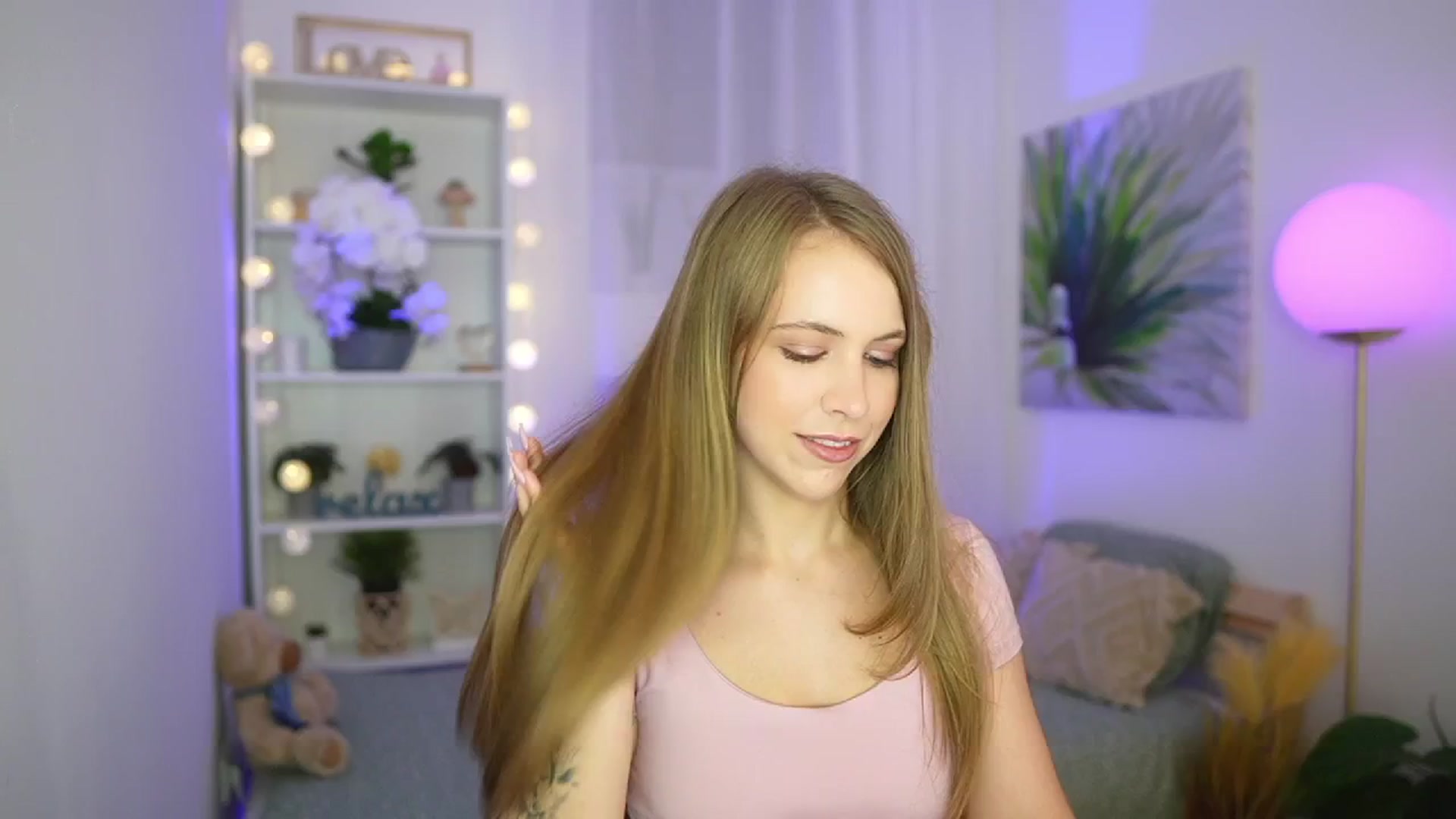 Gallery image thumbnail from Cindy_Grey's myfreecams stream on, 09/13/2025, 20:57 image 12 of 20