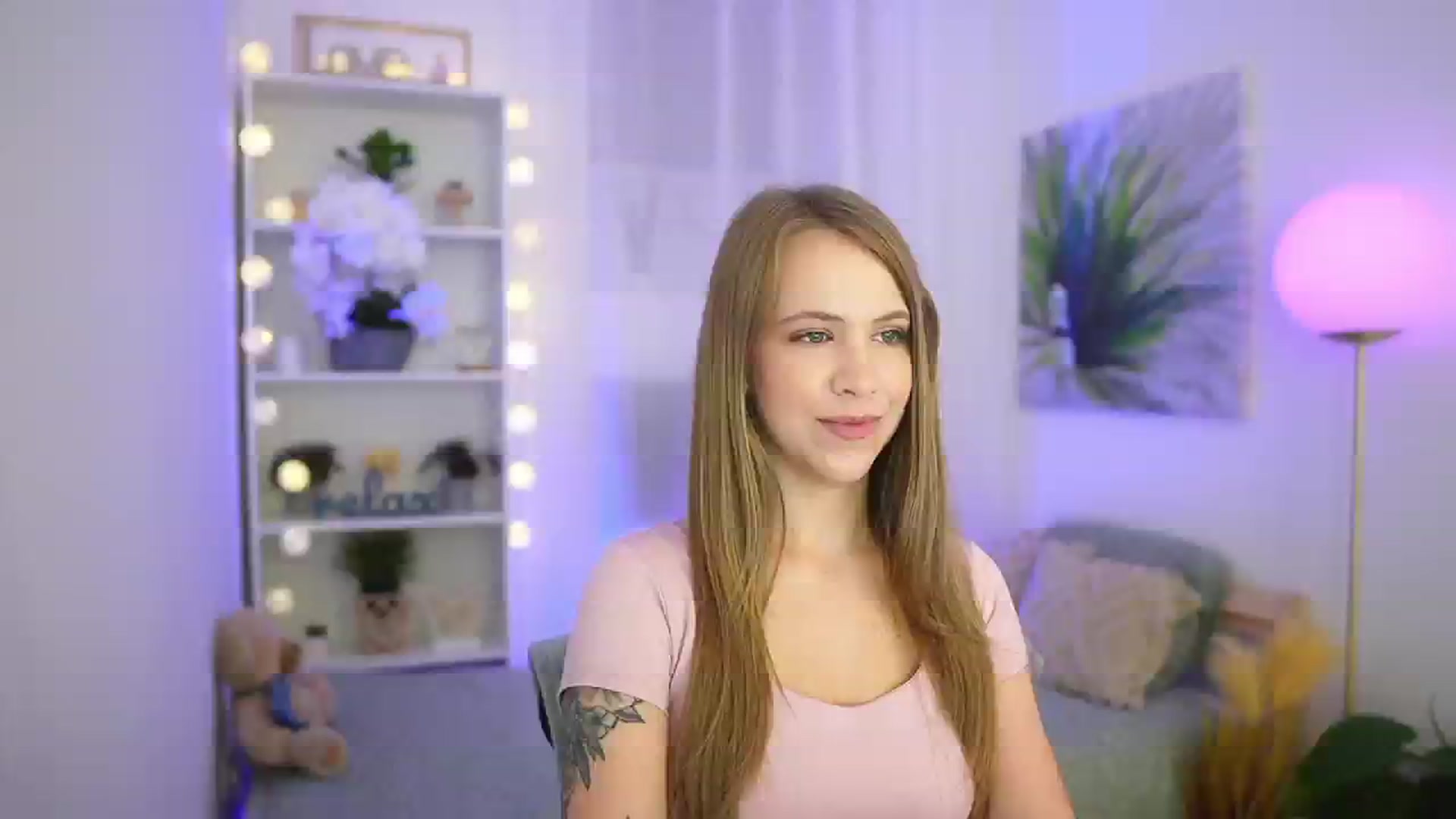 Gallery image thumbnail from Cindy_Grey's myfreecams stream on, 09/13/2025, 23:27 image 2 of 20