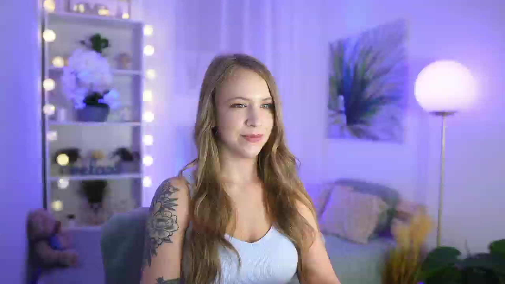 Gallery image thumbnail from Cindy_Grey's myfreecams stream on, 09/14/2025, 23:28 image 1 of 20