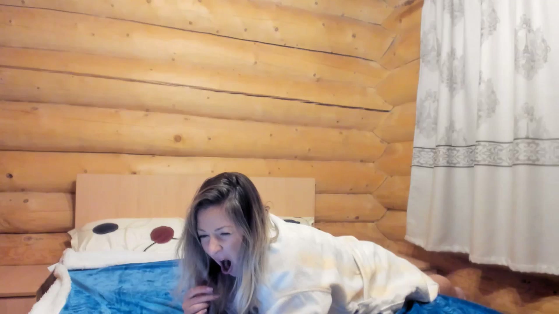 Gallery image thumbnail from Cindydream's myfreecams stream on, 11/22/2024, 22:34 image 10 of 20