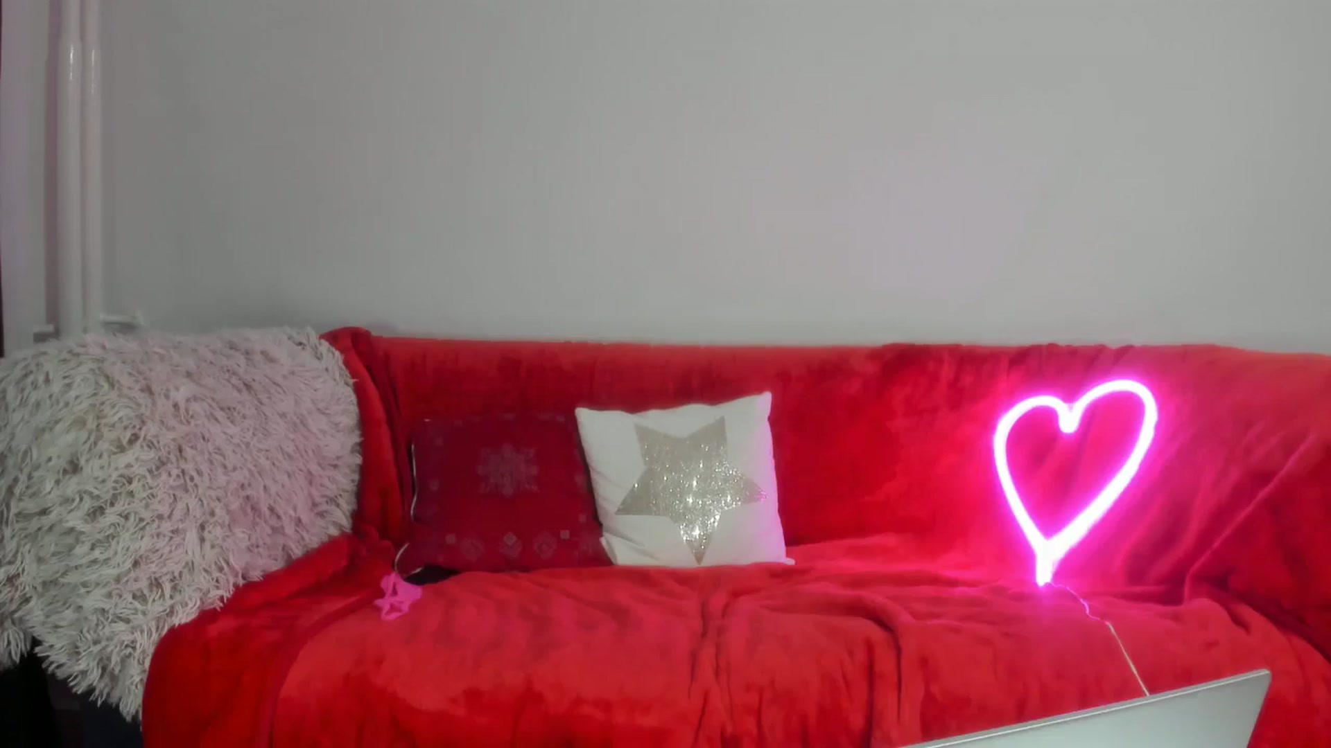 Gallery image thumbnail from Cindydream's myfreecams stream on, 01/03/2025, 12:54 image 3 of 20