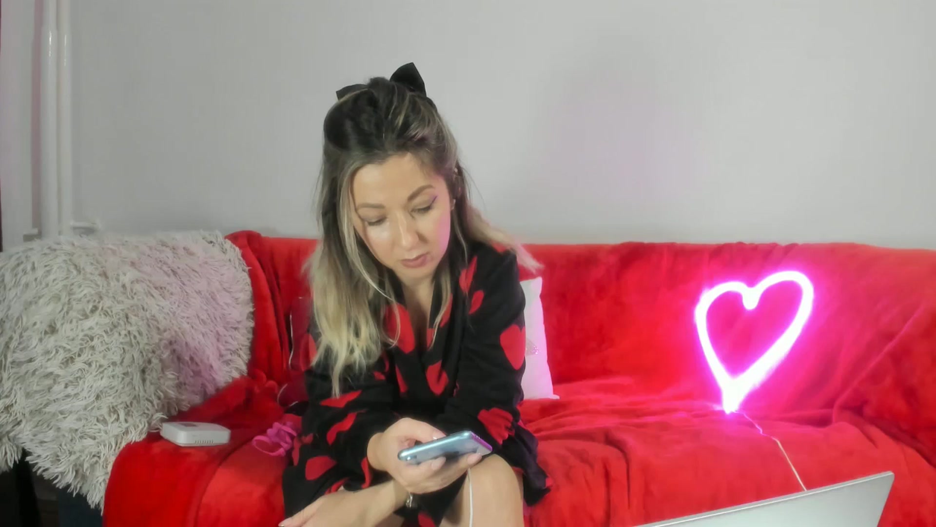 Gallery image thumbnail from Cindydream's myfreecams stream on, 01/03/2025, 12:54 image 4 of 20
