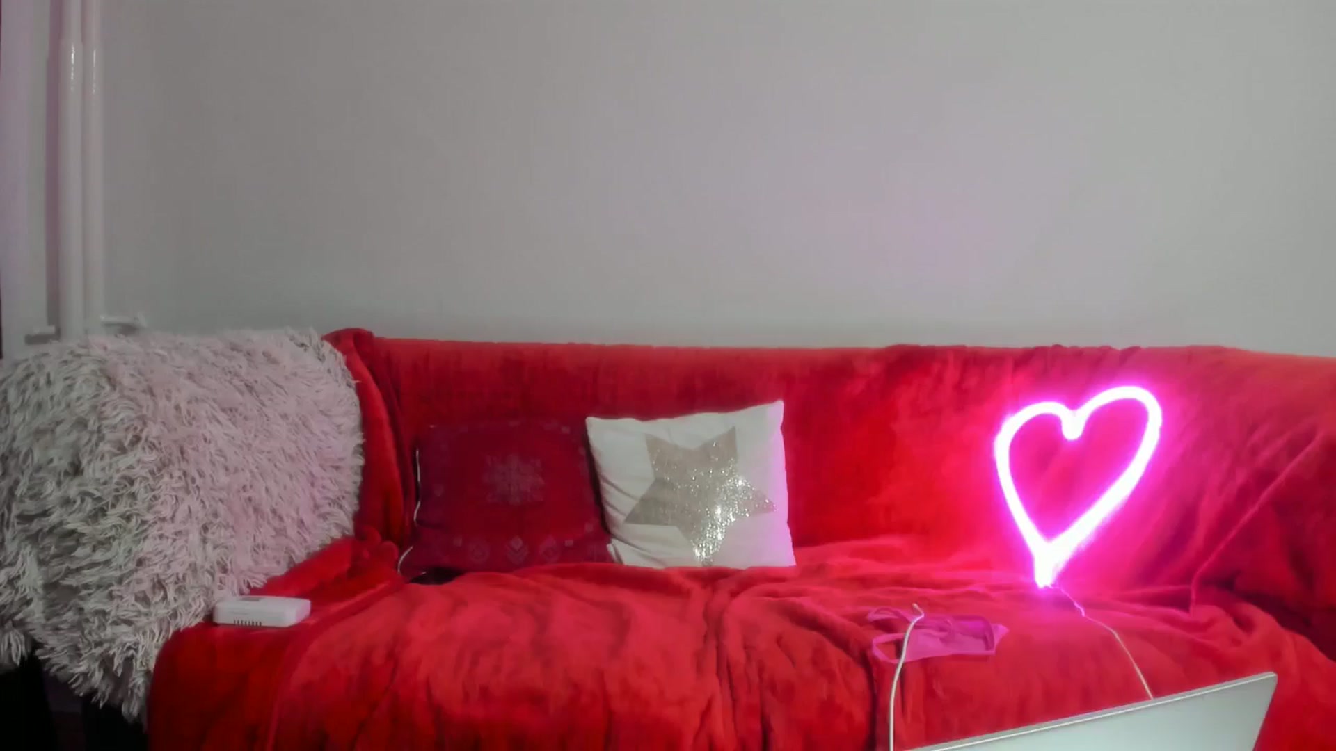 Gallery image thumbnail from Cindydream's myfreecams stream on, 01/03/2025, 12:54 image 19 of 20
