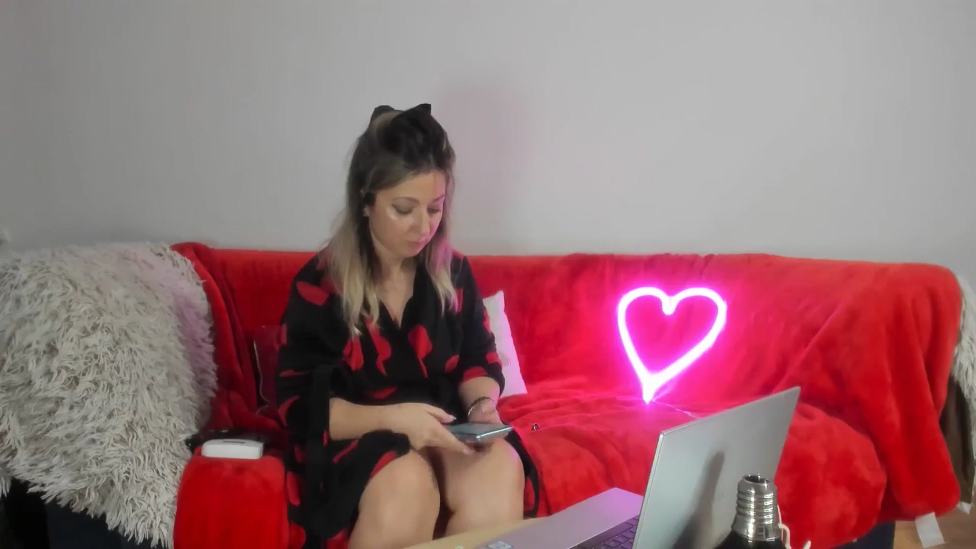 Gallery image thumbnail from Cindydream's myfreecams stream on, 01/03/2025, 15:15 image 9 of 20