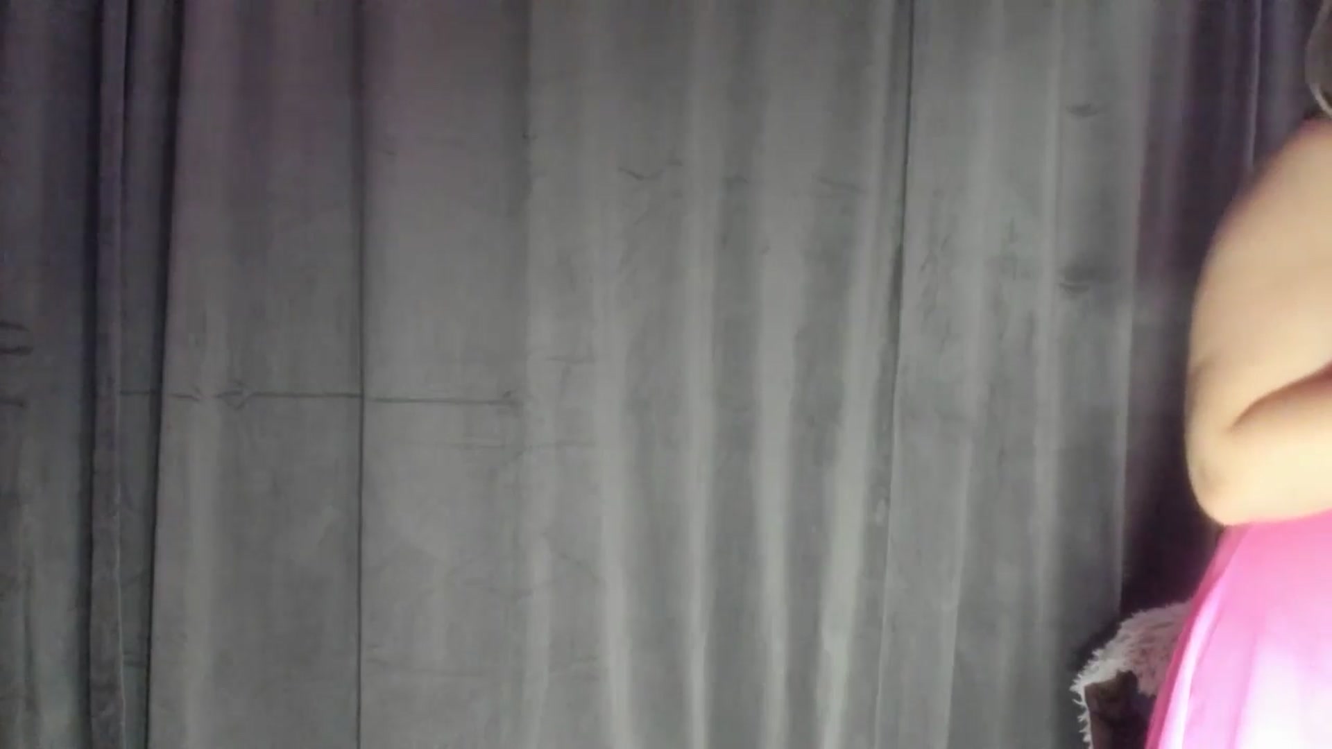 Gallery image thumbnail from Cindydream's myfreecams stream on, 01/19/2025, 21:07 image 3 of 20