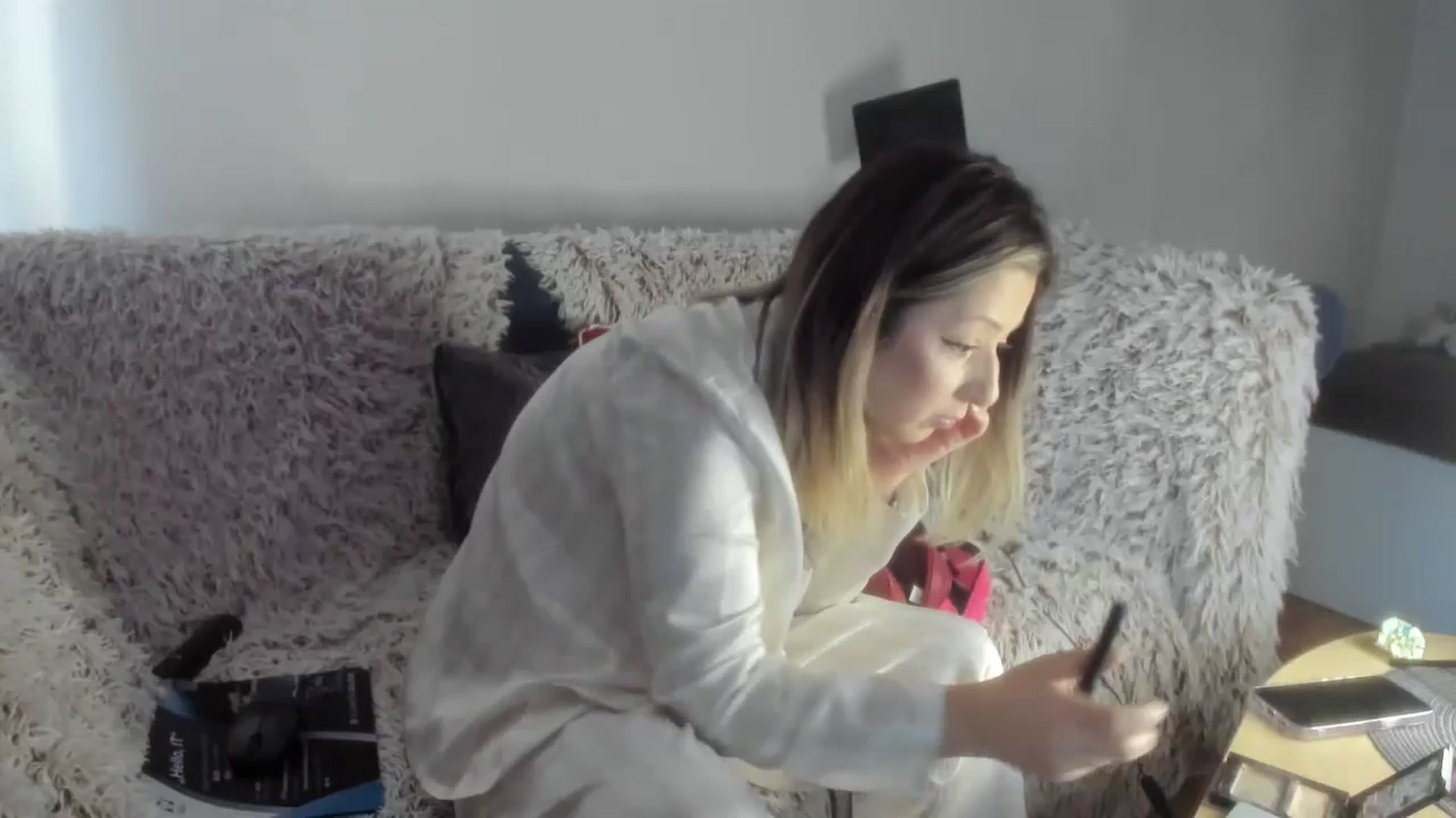 Gallery image thumbnail from Cindydream's myfreecams stream on, 03/10/2025, 09:43 image 1 of 20