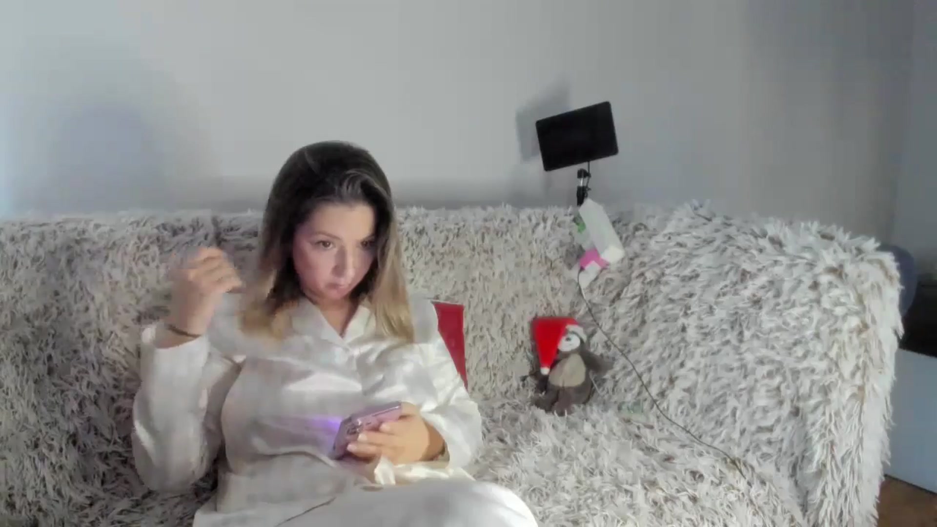 Gallery image thumbnail from Cindydream's myfreecams stream on, 03/10/2025, 09:43 image 14 of 20