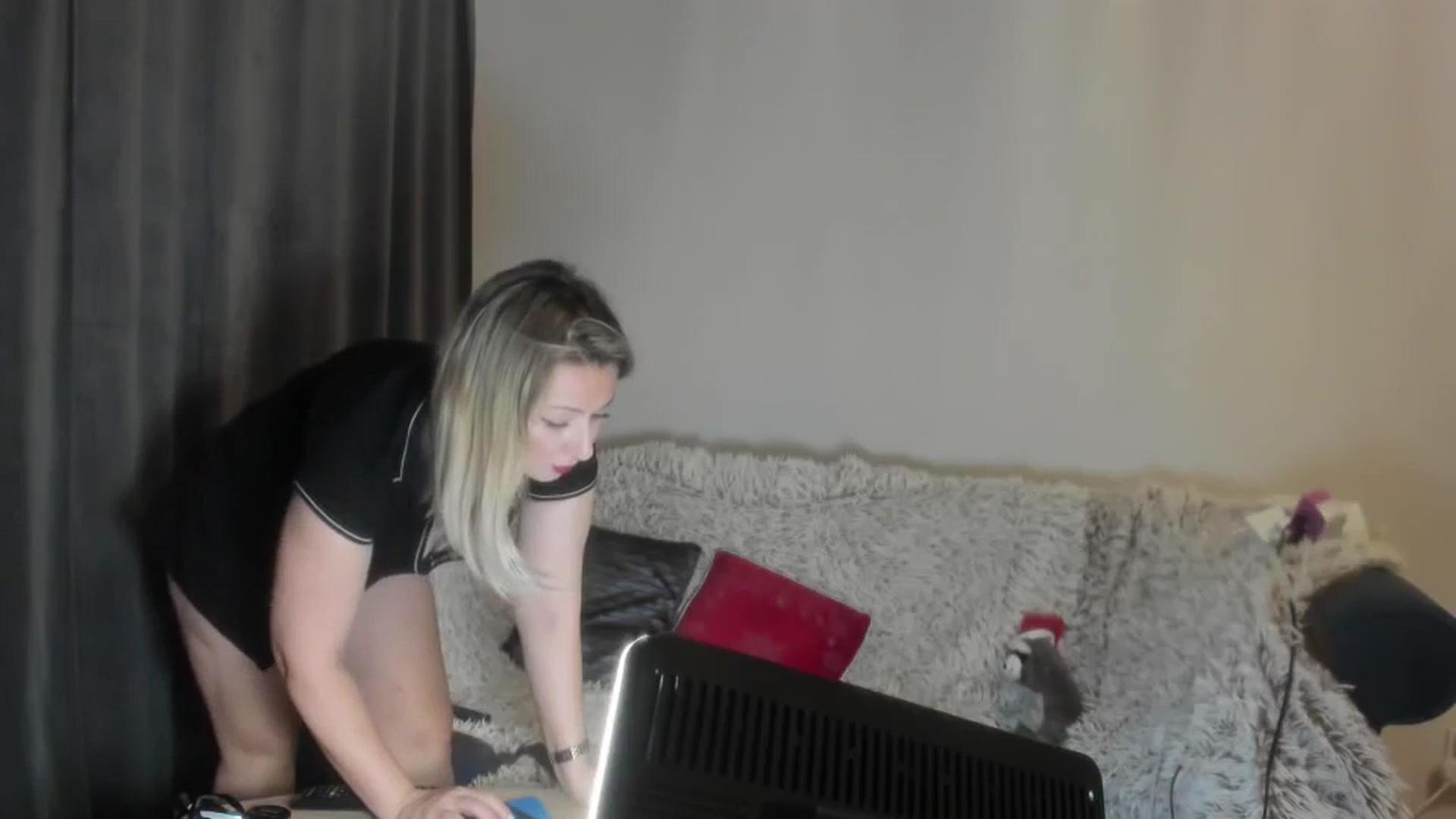 Gallery image thumbnail from Cindydream's myfreecams stream on, 03/15/2025, 17:03 image 2 of 20
