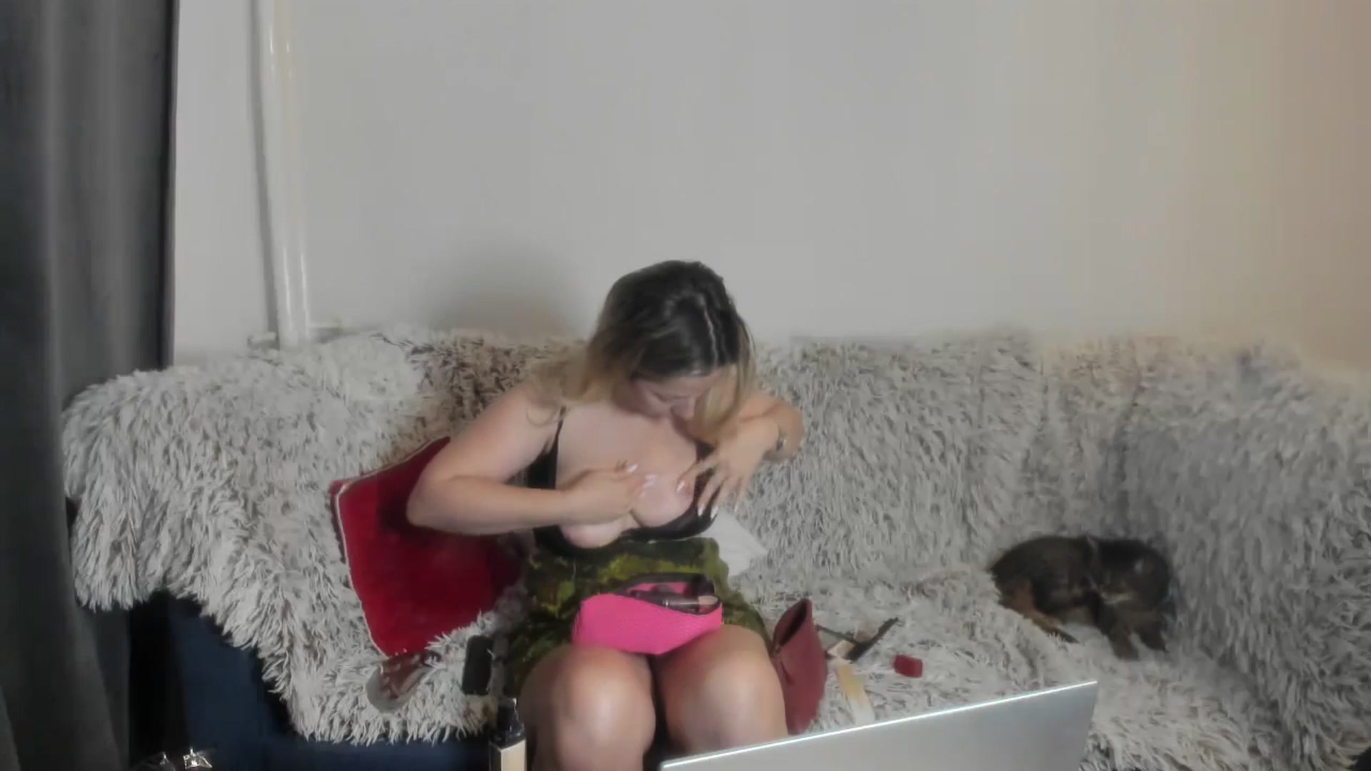 Gallery image thumbnail from Cindydream's myfreecams stream on, 06/14/2025, 12:01 image 3 of 20