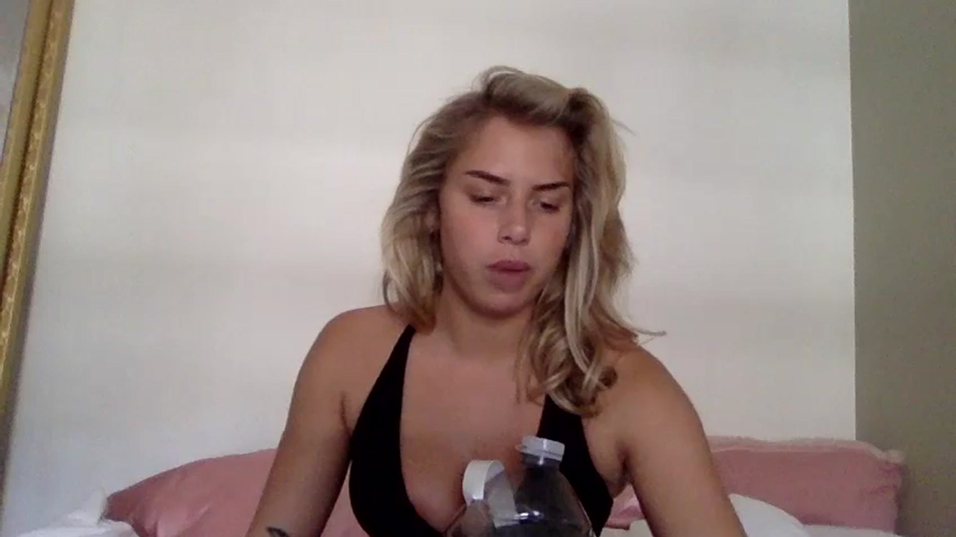 Gallery image thumbnail from Cindyloubaby9's myfreecams stream on, 09/24/2025, 15:05 image 5 of 20