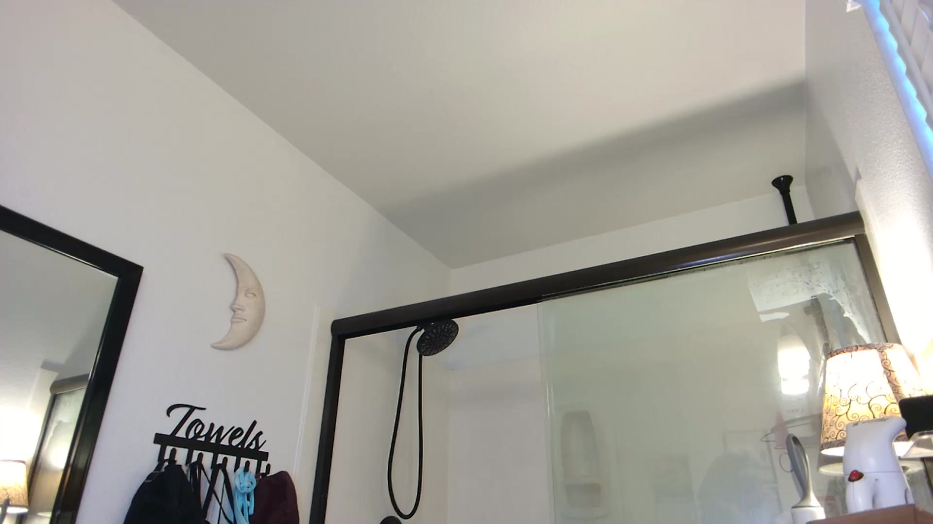 Gallery image thumbnail from Cinnaa's myfreecams stream on, 08/31/2025, 02:21 image 2 of 20