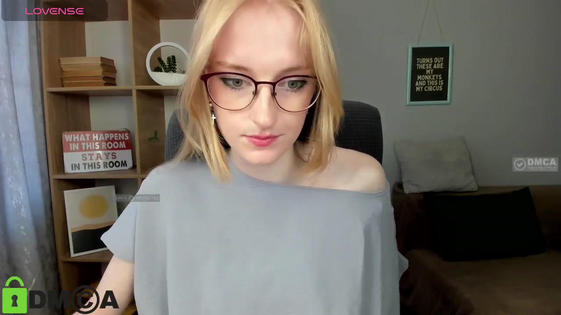Gallery image thumbnail from Cinnabonnn's myfreecams stream on, 07/01/2025, 13:10 image 14 of 20