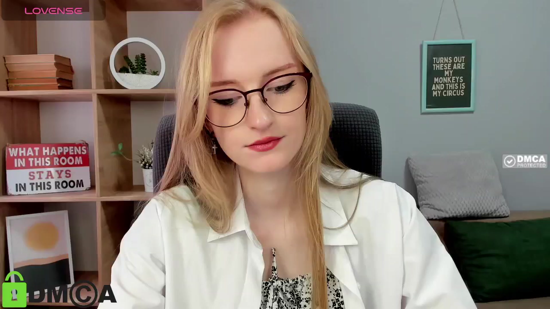 Gallery image thumbnail from Cinnabonnn's myfreecams stream on, 07/02/2025, 07:32 image 3 of 20