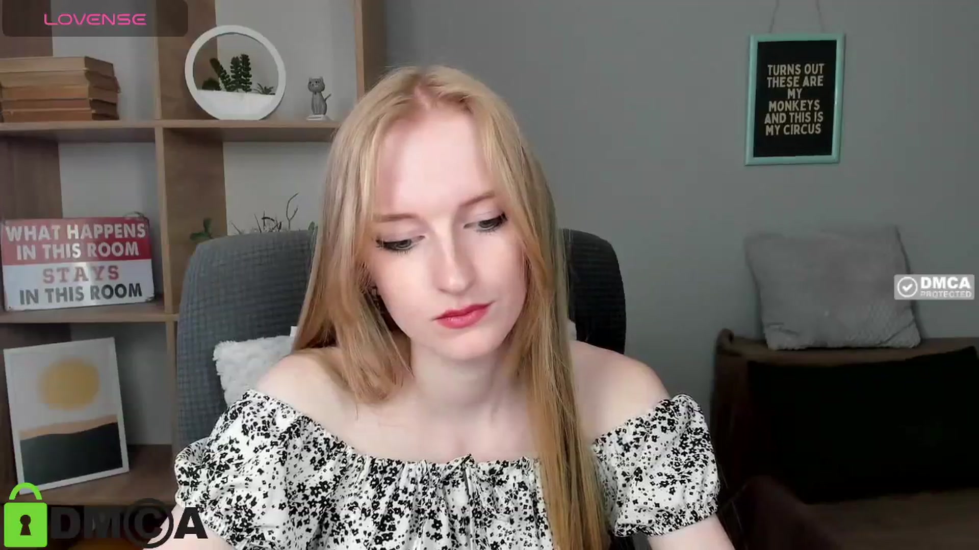 Gallery image thumbnail from Cinnabonnn's myfreecams stream on, 07/02/2025, 12:15 image 10 of 20