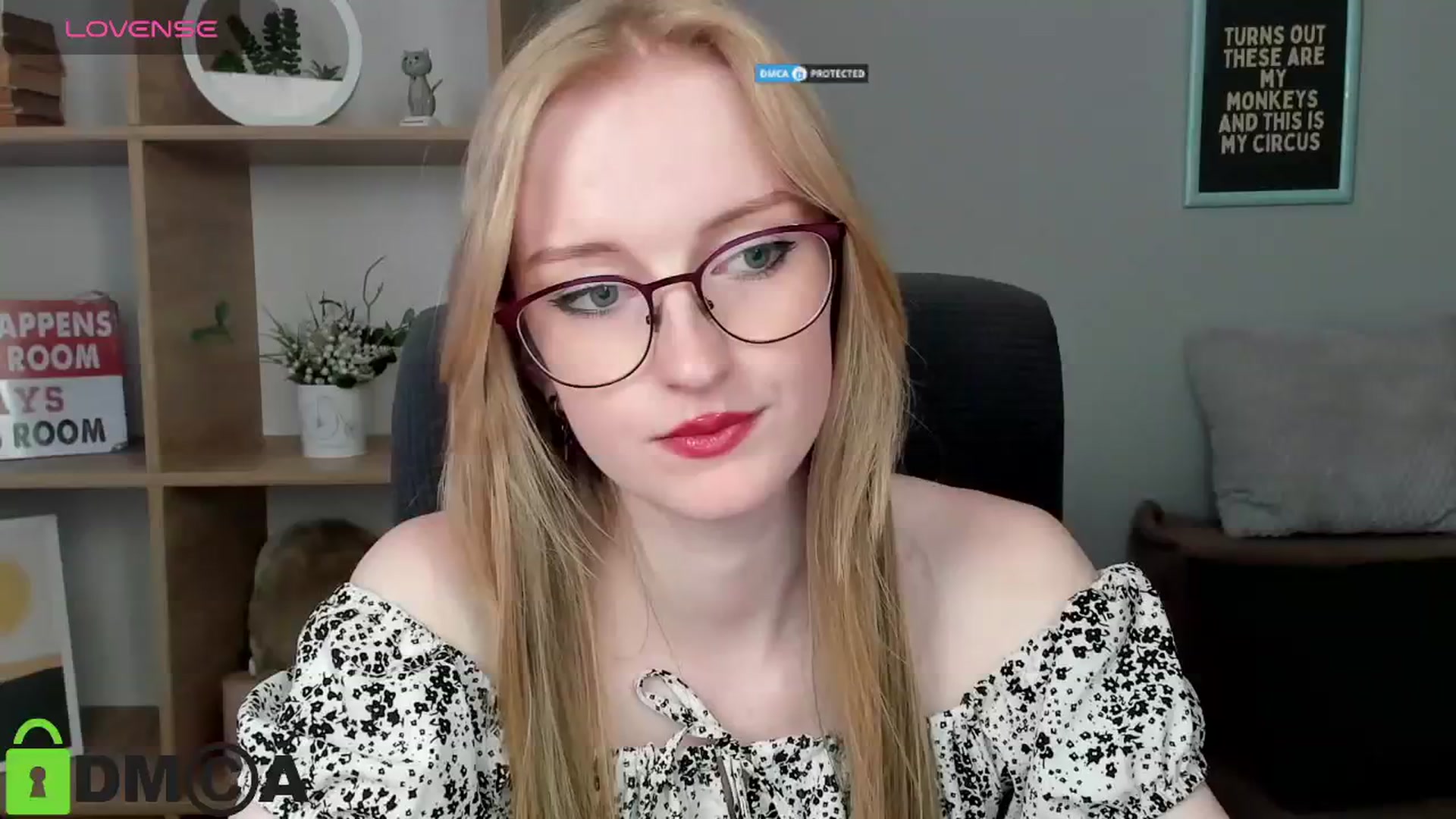 Gallery image thumbnail from Cinnabonnn's myfreecams stream on, 07/02/2025, 12:15 image 1 of 20