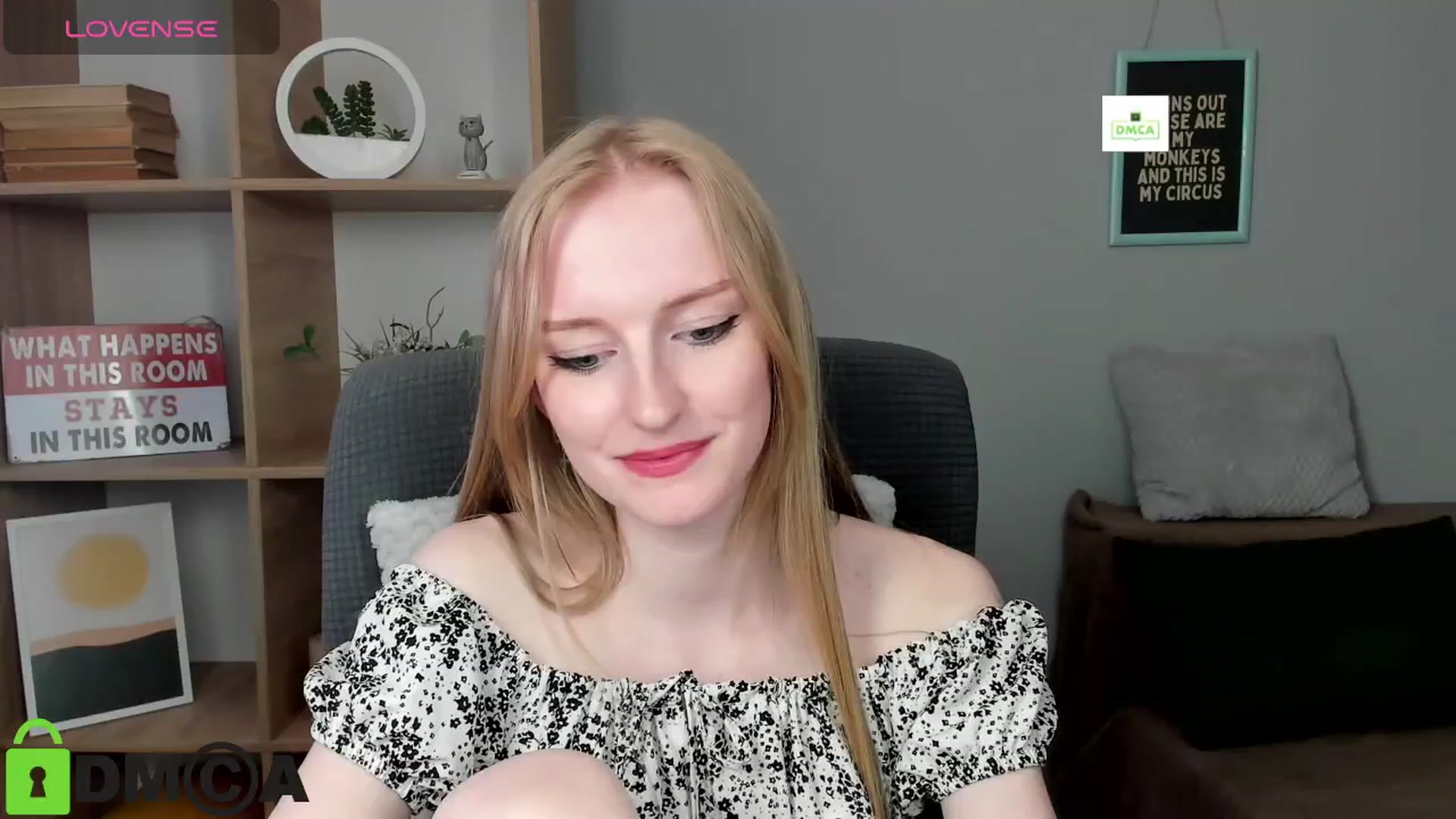 Gallery image thumbnail from Cinnabonnn's myfreecams stream on, 07/02/2025, 12:15 image 13 of 20